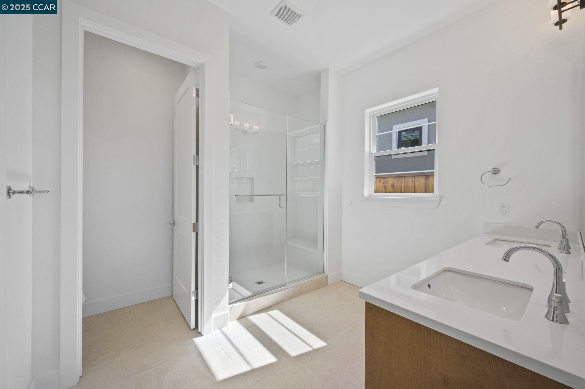 Detail Gallery Image 14 of 41 For 2913 Ella Way, Tracy,  CA 95377 - 2 Beds | 2 Baths