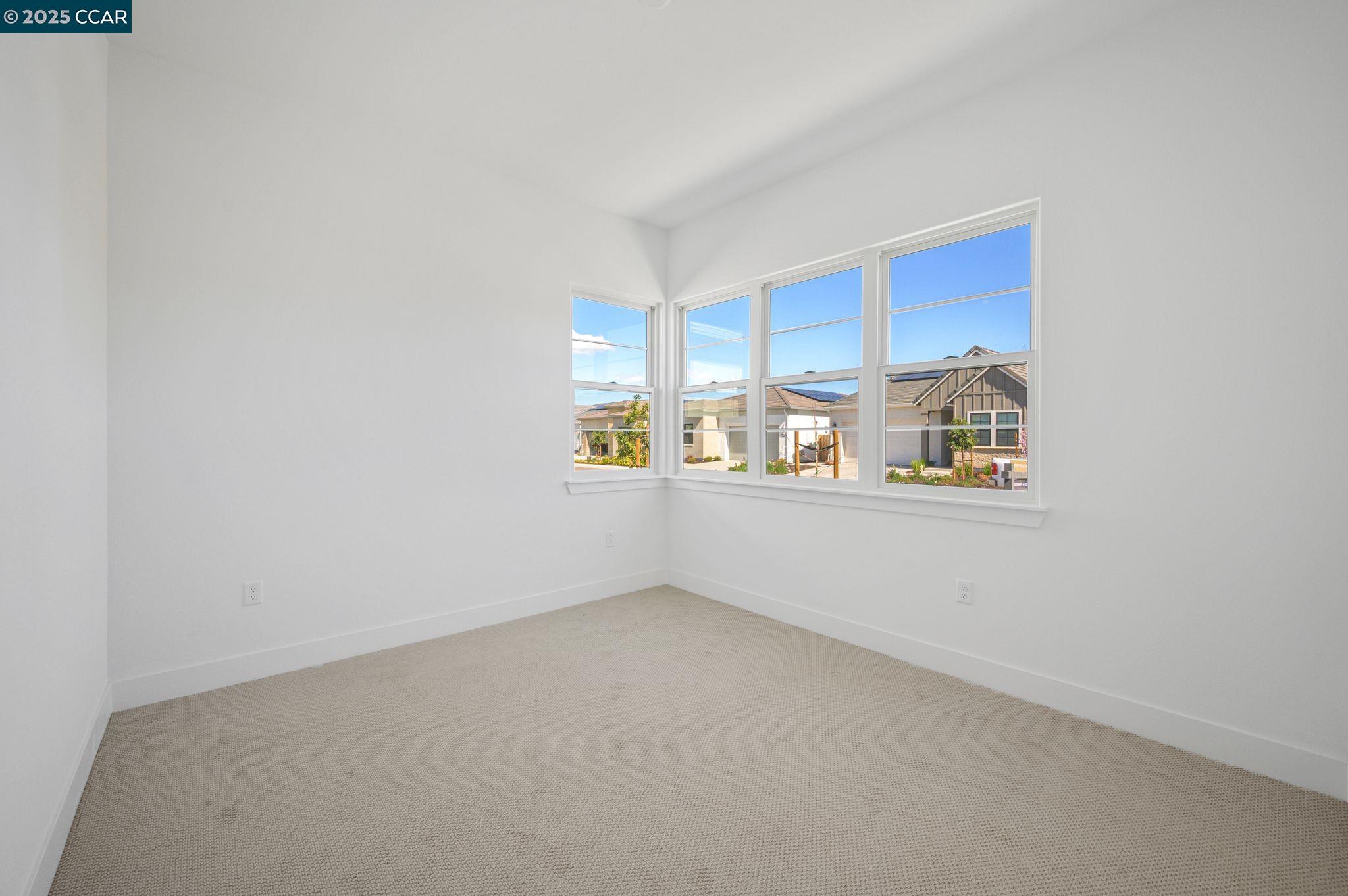 Detail Gallery Image 17 of 41 For 2913 Ella Way, Tracy,  CA 95377 - 2 Beds | 2 Baths