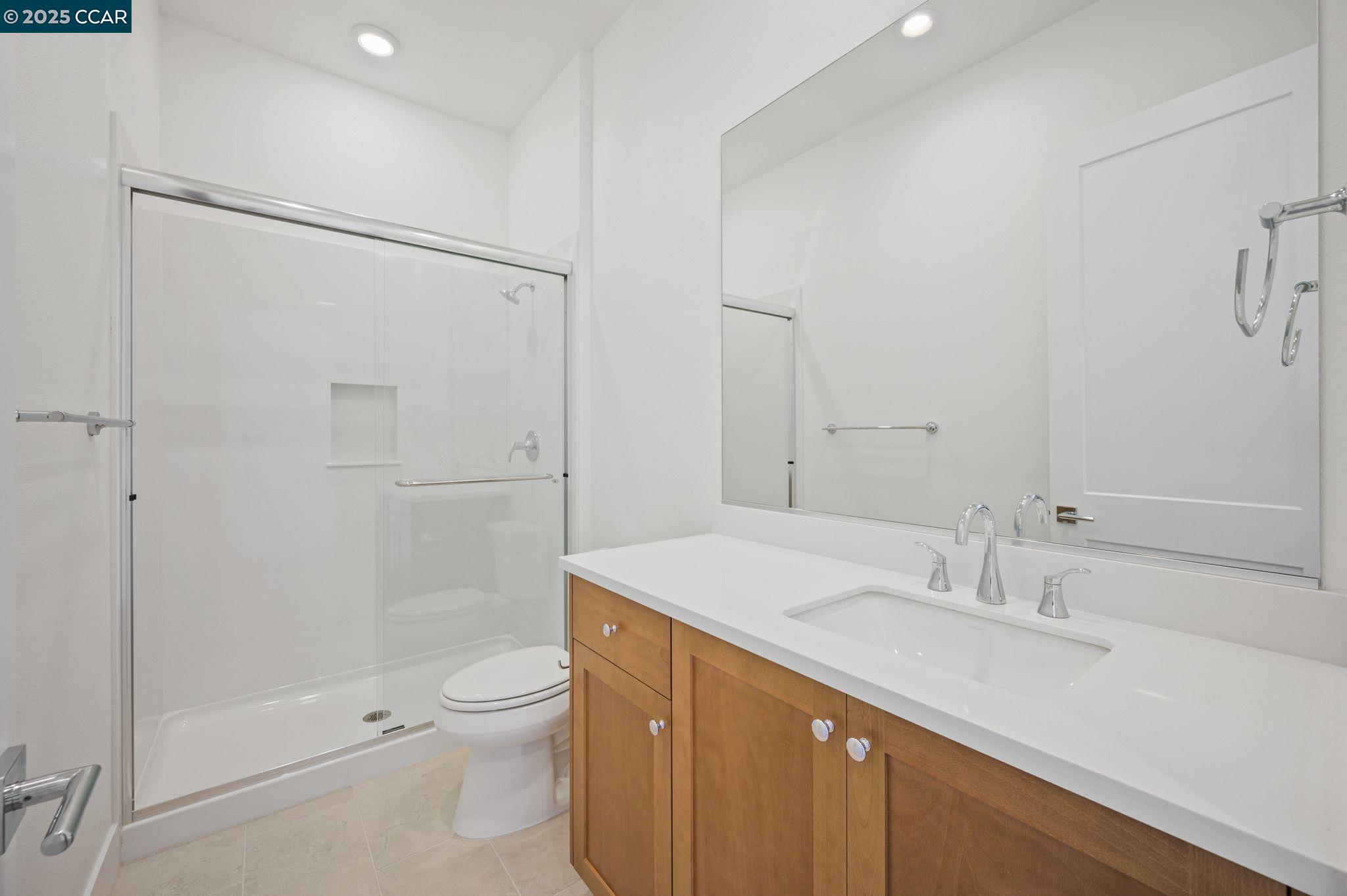 Detail Gallery Image 18 of 41 For 2913 Ella Way, Tracy,  CA 95377 - 2 Beds | 2 Baths