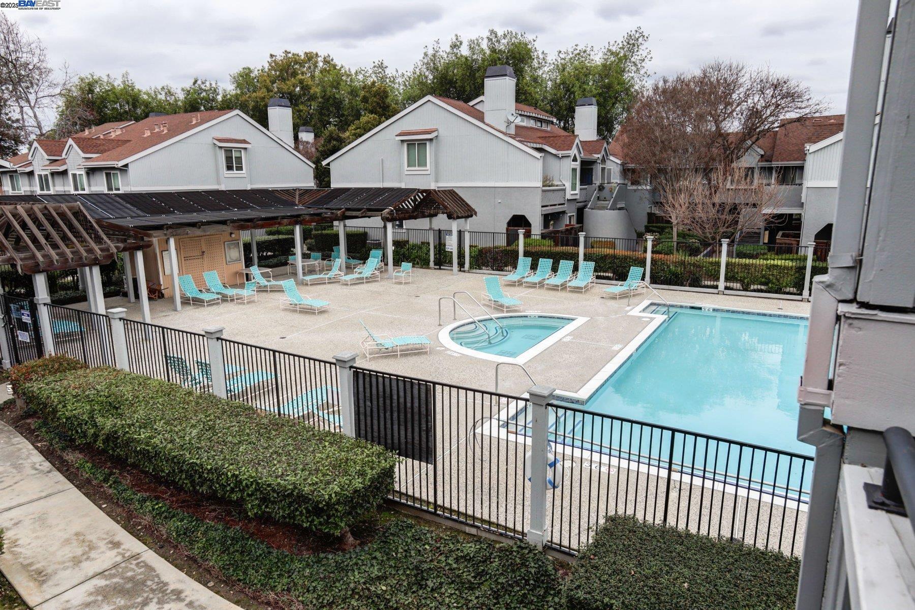 Detail Gallery Image 20 of 22 For 37090 Penzance Cmn, Fremont,  CA 94536 - 2 Beds | 2 Baths