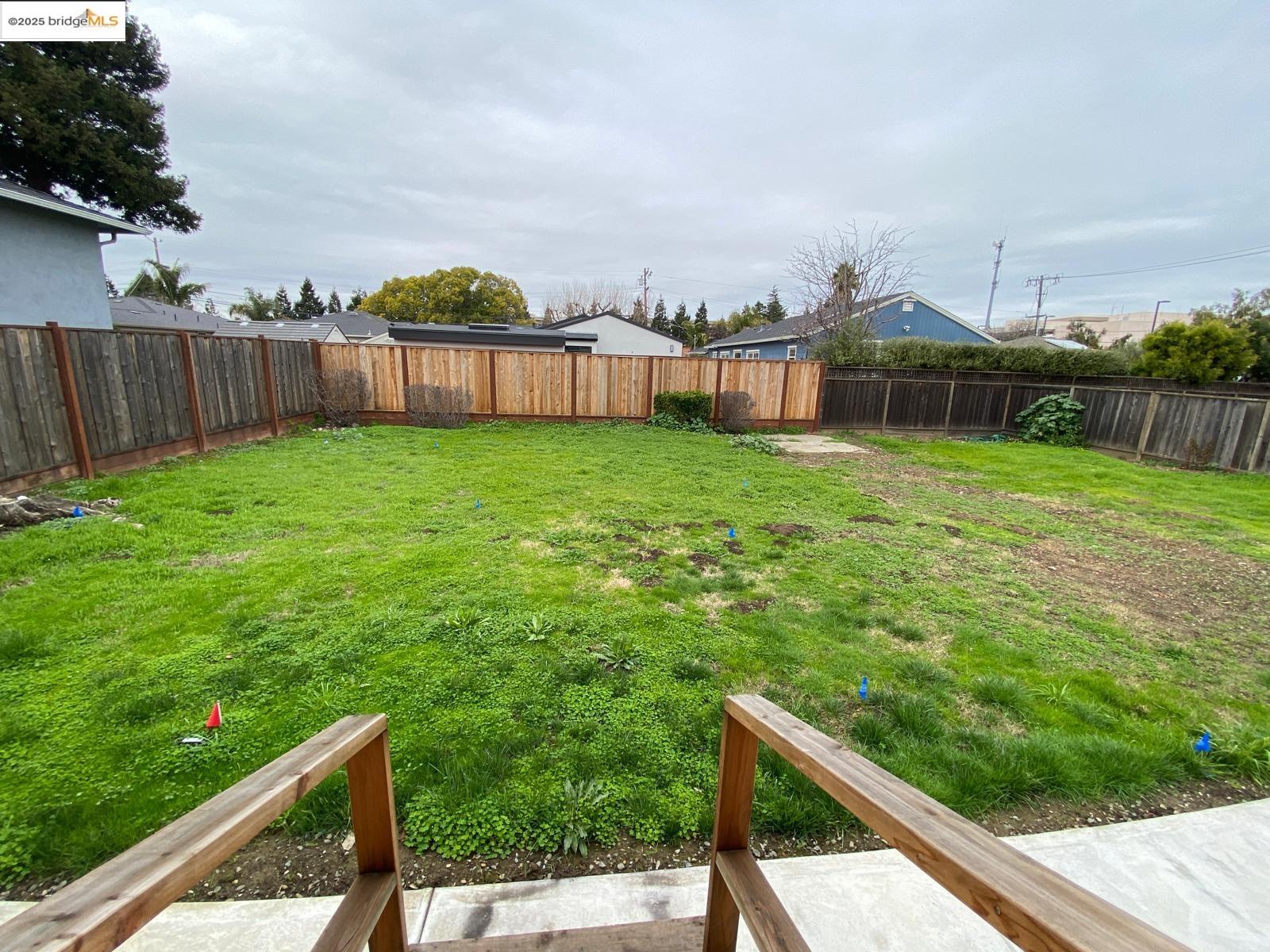 property-img