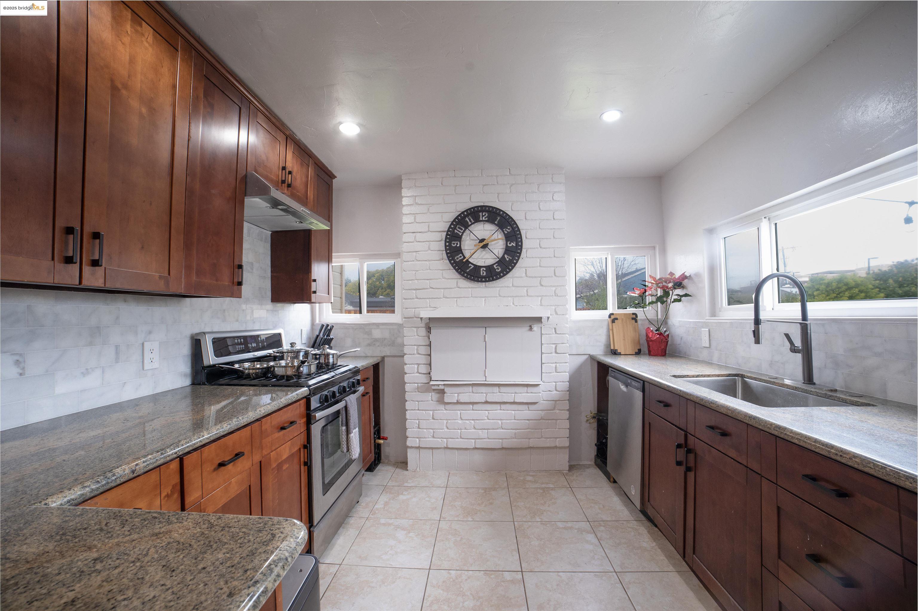 property-img