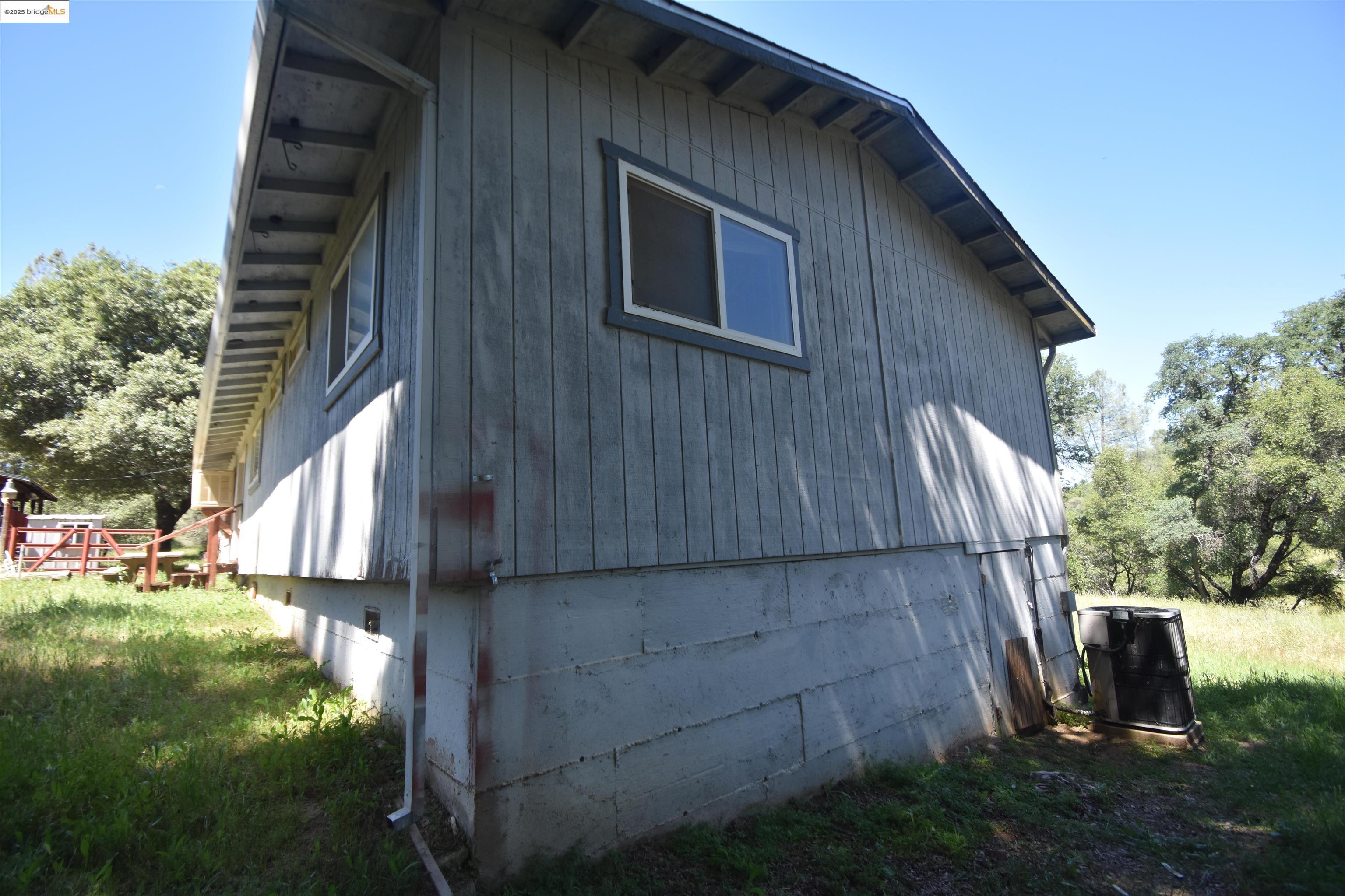 Detail Gallery Image 7 of 23 For 6689 Miller Ranch Rd, Mountain Ranch,  CA 95246 - 3 Beds | 2 Baths