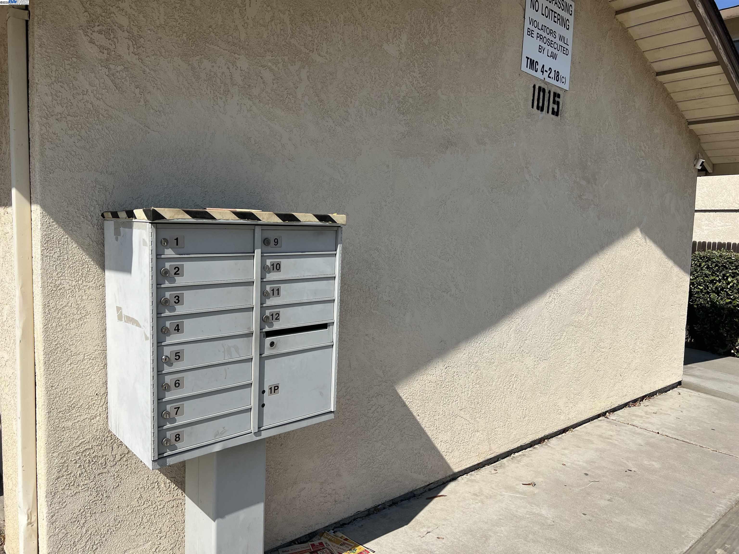 Detail Gallery Image 2 of 14 For 1015 W 9th #6,  Tracy,  CA 95376 - 2 Beds | 1/1 Baths