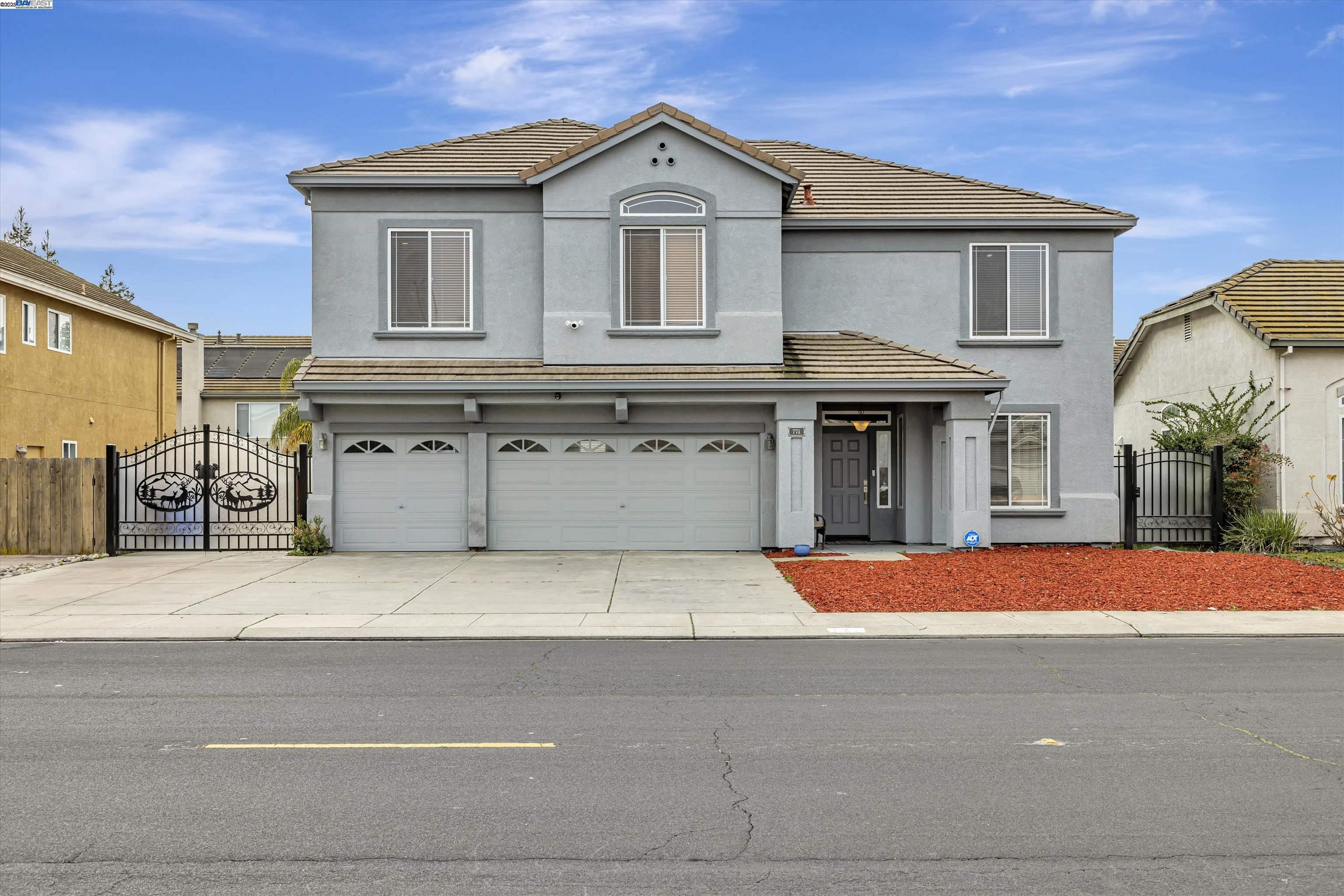 Detail Gallery Image 1 of 1 For 774 Grafton St, Manteca,  CA 95337 - 4 Beds | 3 Baths