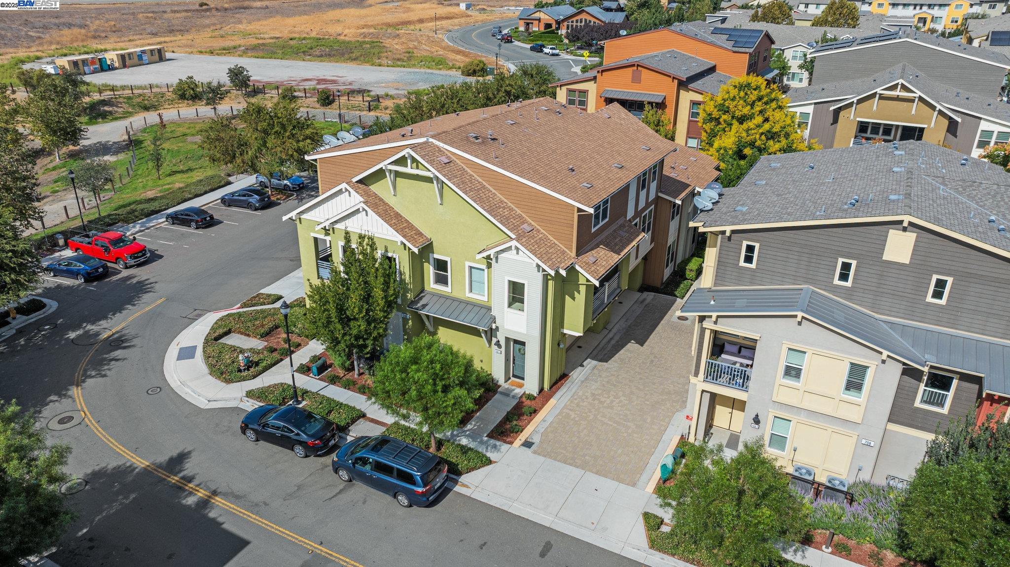 Photo #2: 41085823 Listing 