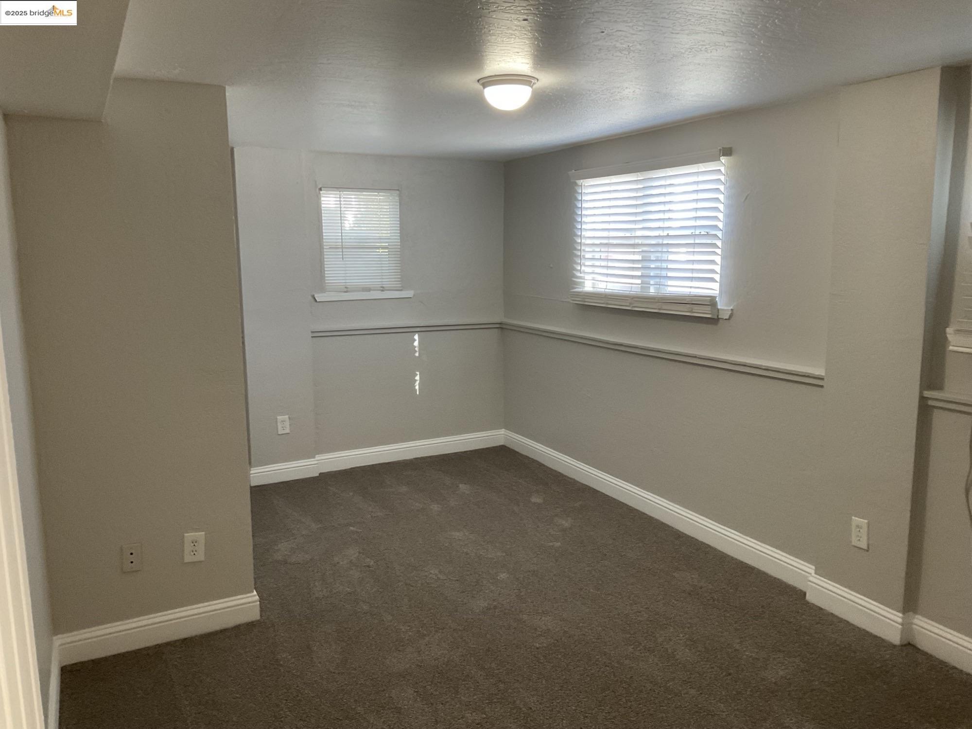 Detail Gallery Image 4 of 7 For 619 W 17th St. #B,  Antioch,  CA 94509 - 3 Beds | 1 Baths