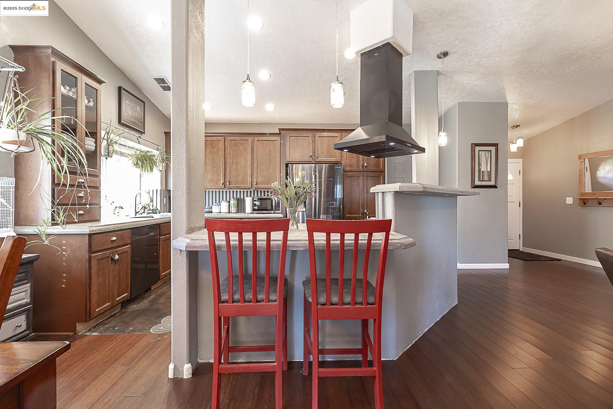 Detail Gallery Image 13 of 28 For 1800 7th St, Hughson,  CA 95326 - 4 Beds | 2 Baths