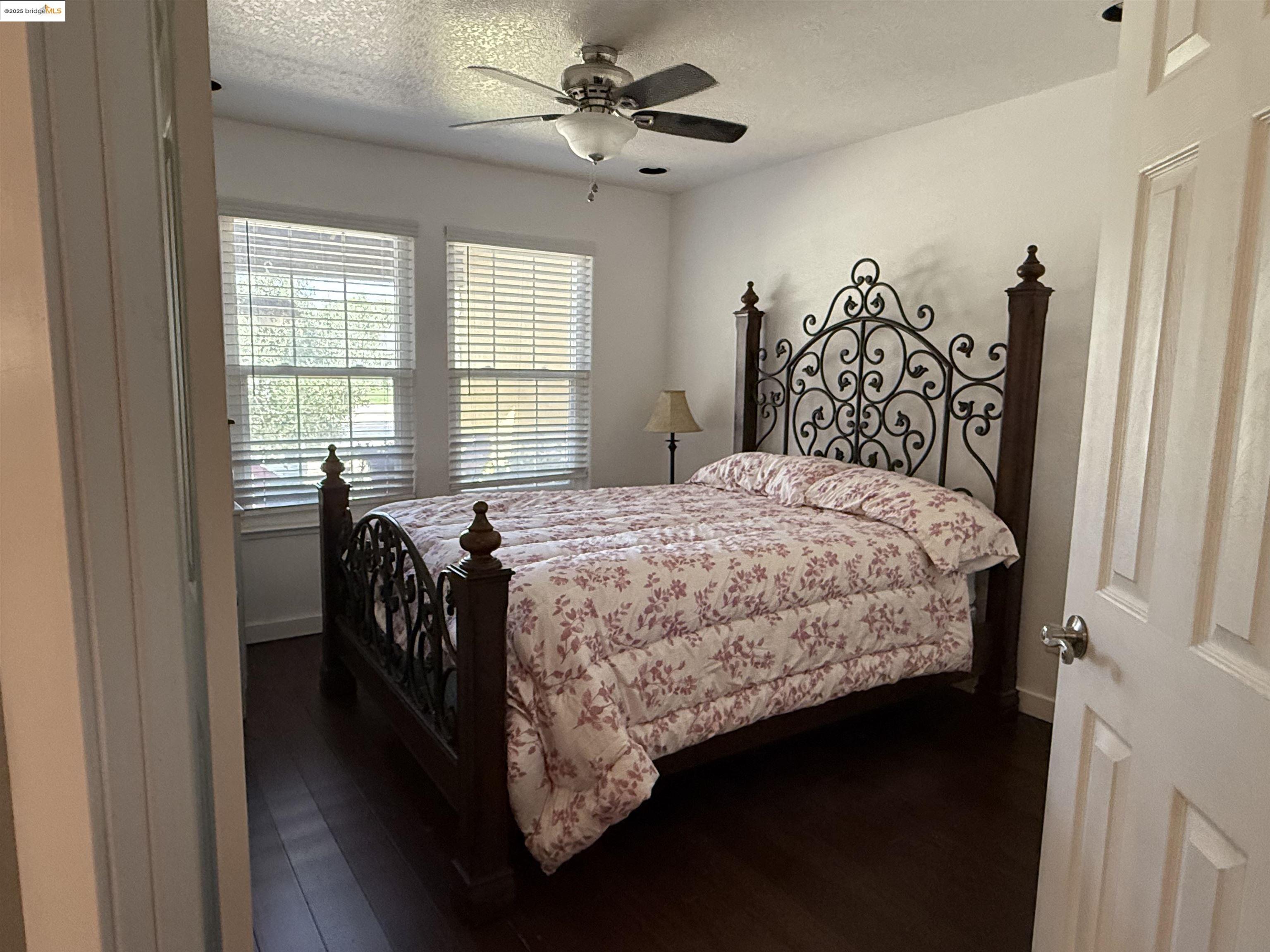 Detail Gallery Image 18 of 28 For 1800 7th St, Hughson,  CA 95326 - 4 Beds | 2 Baths