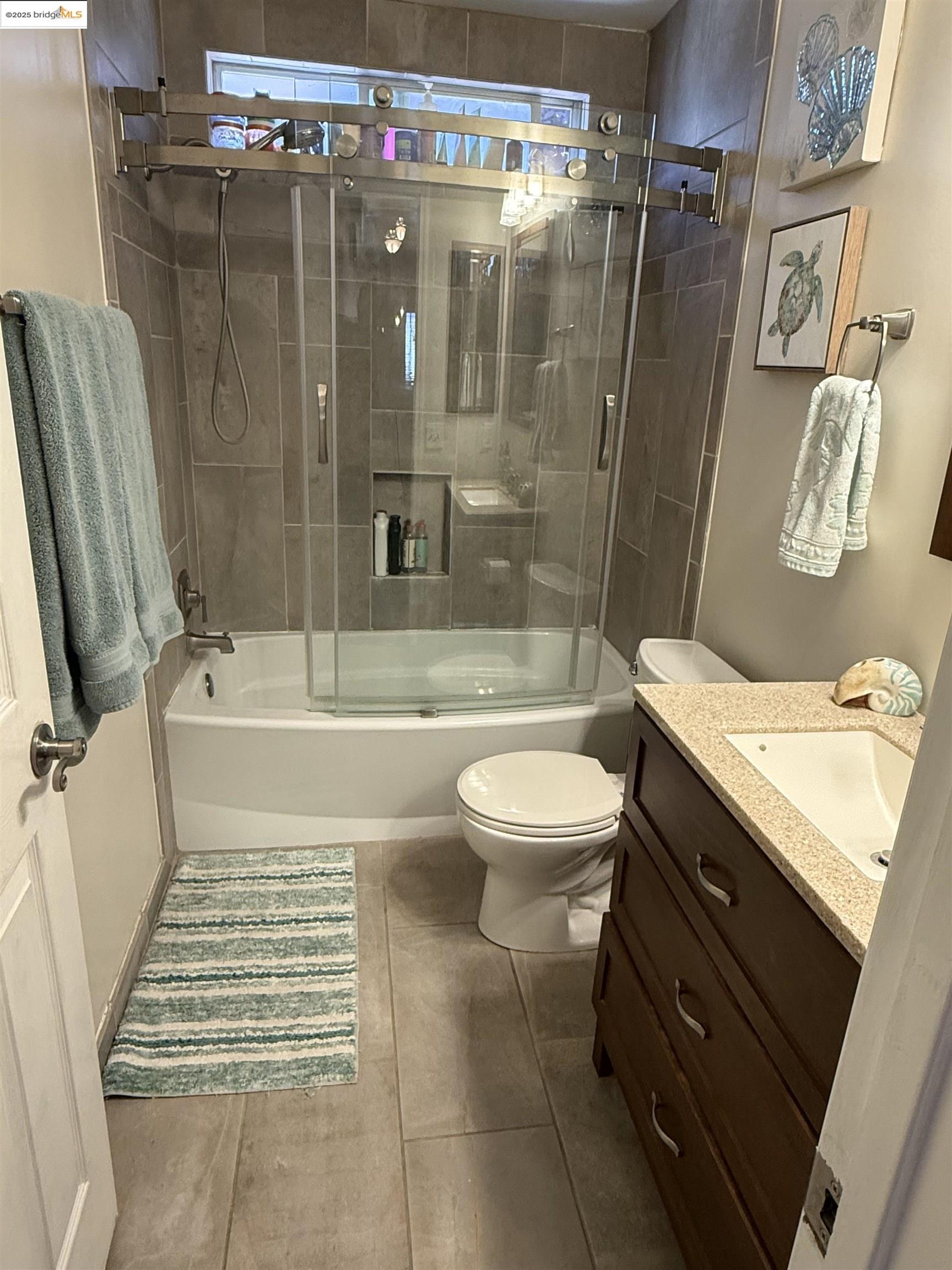 Detail Gallery Image 21 of 28 For 1800 7th St, Hughson,  CA 95326 - 4 Beds | 2 Baths
