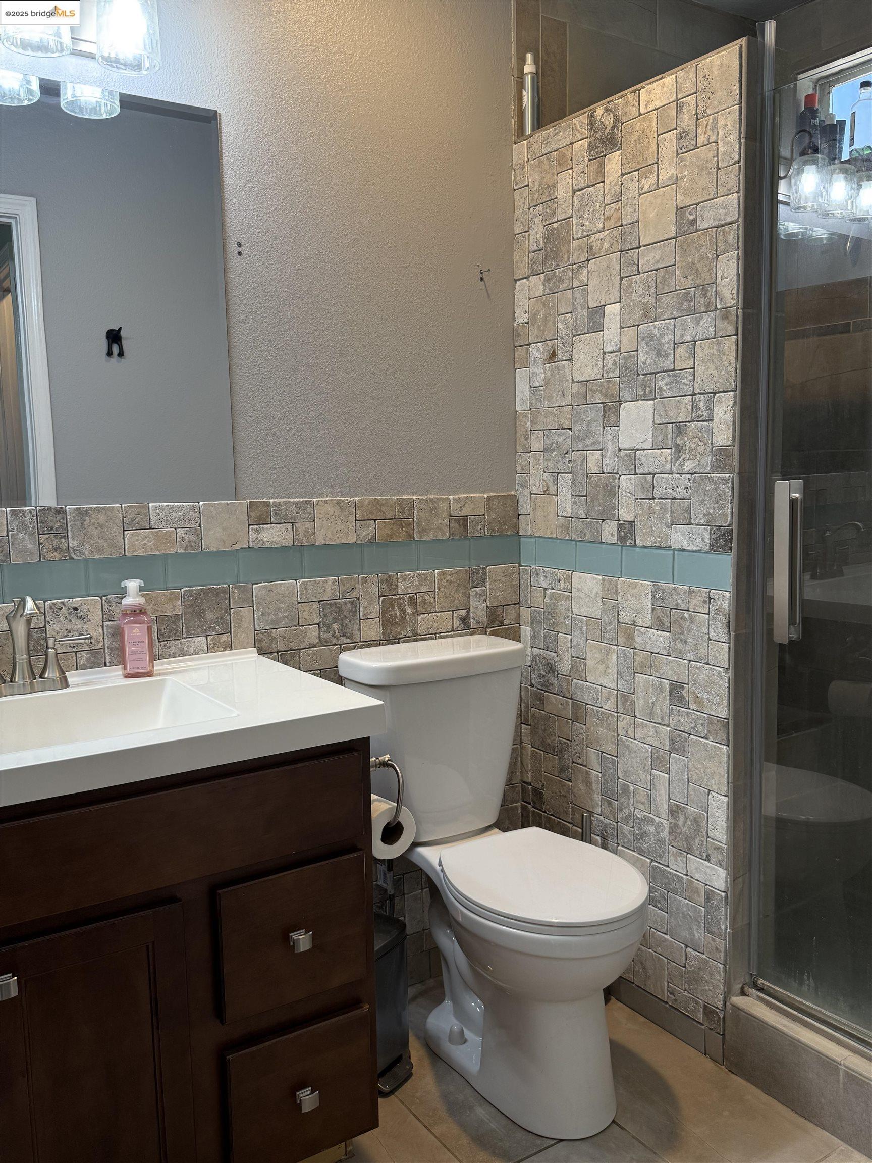 Detail Gallery Image 23 of 28 For 1800 7th St, Hughson,  CA 95326 - 4 Beds | 2 Baths