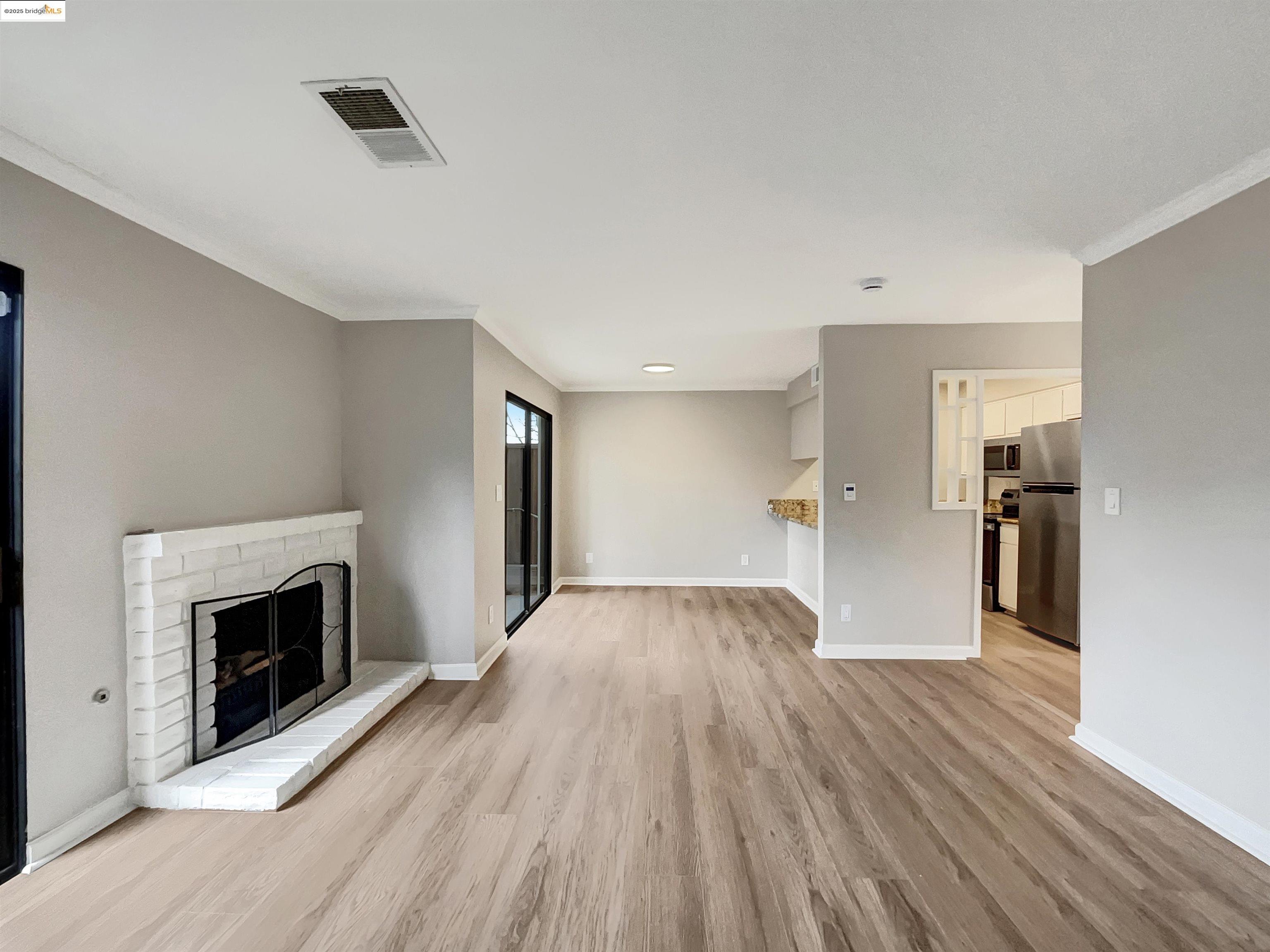 Detail Gallery Image 11 of 34 For 175 Midland Way, Danville,  CA 94526 - 2 Beds | 1/1 Baths