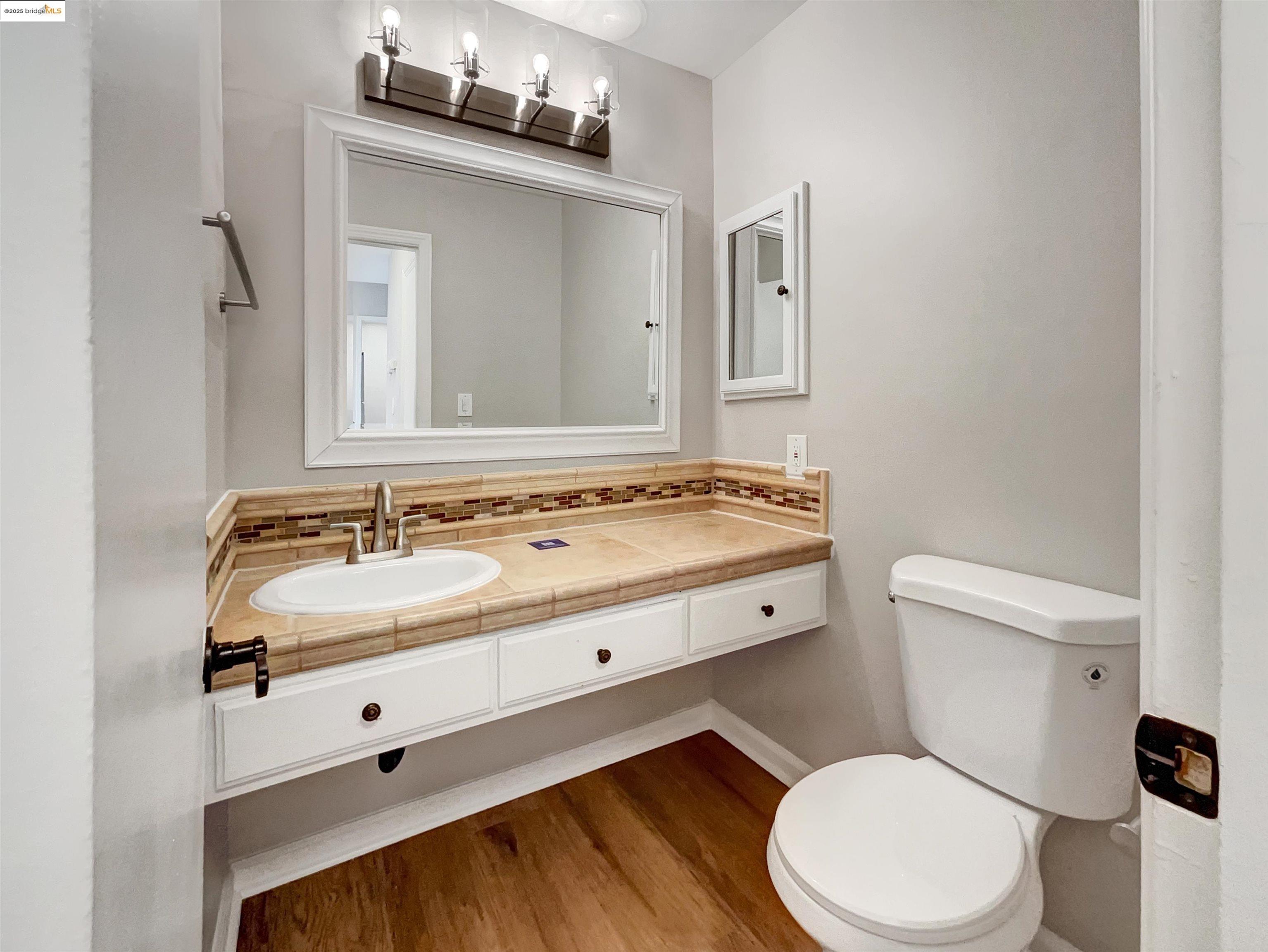 Detail Gallery Image 15 of 34 For 175 Midland Way, Danville,  CA 94526 - 2 Beds | 1/1 Baths