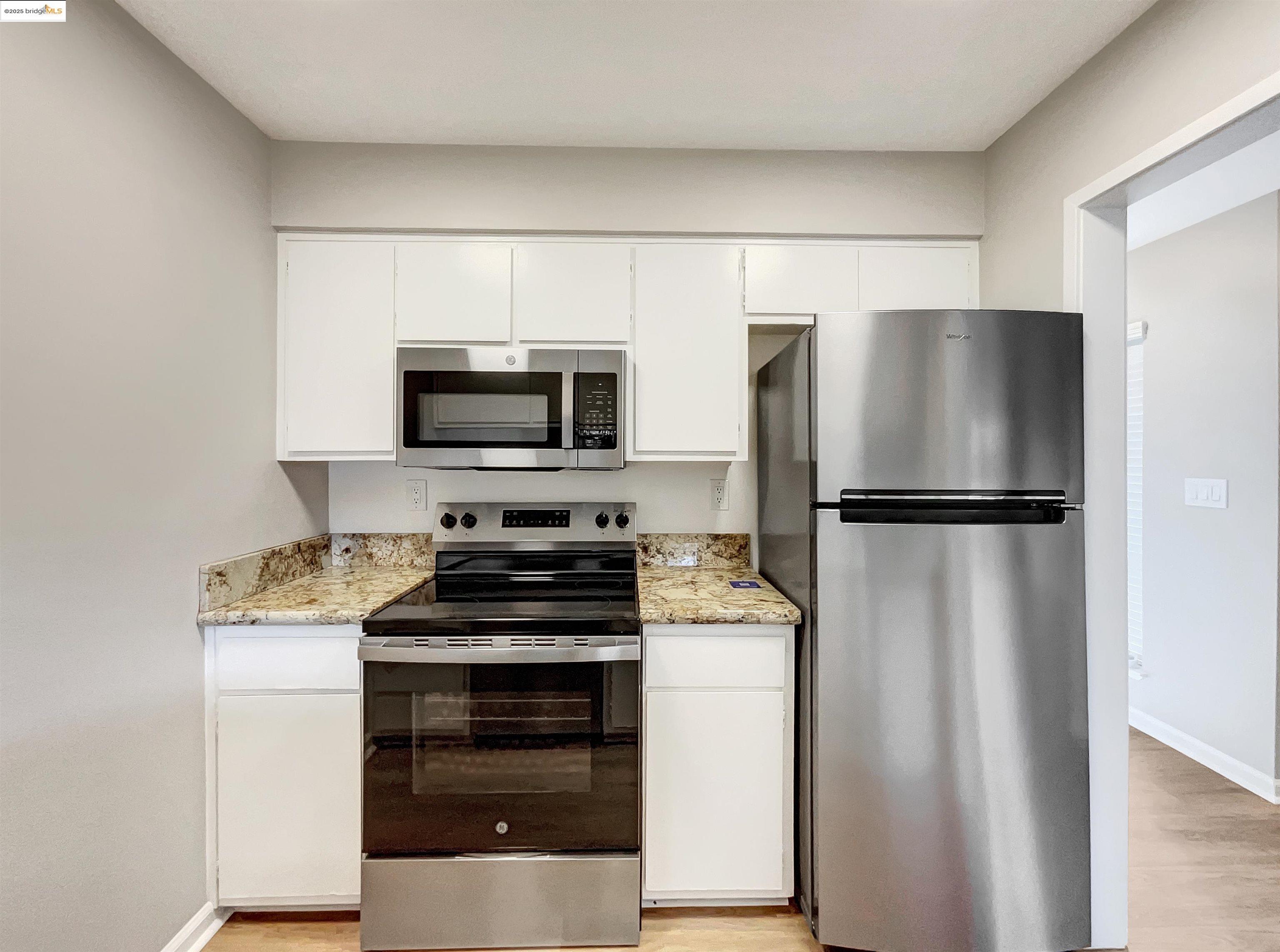 Detail Gallery Image 21 of 34 For 175 Midland Way, Danville,  CA 94526 - 2 Beds | 1/1 Baths