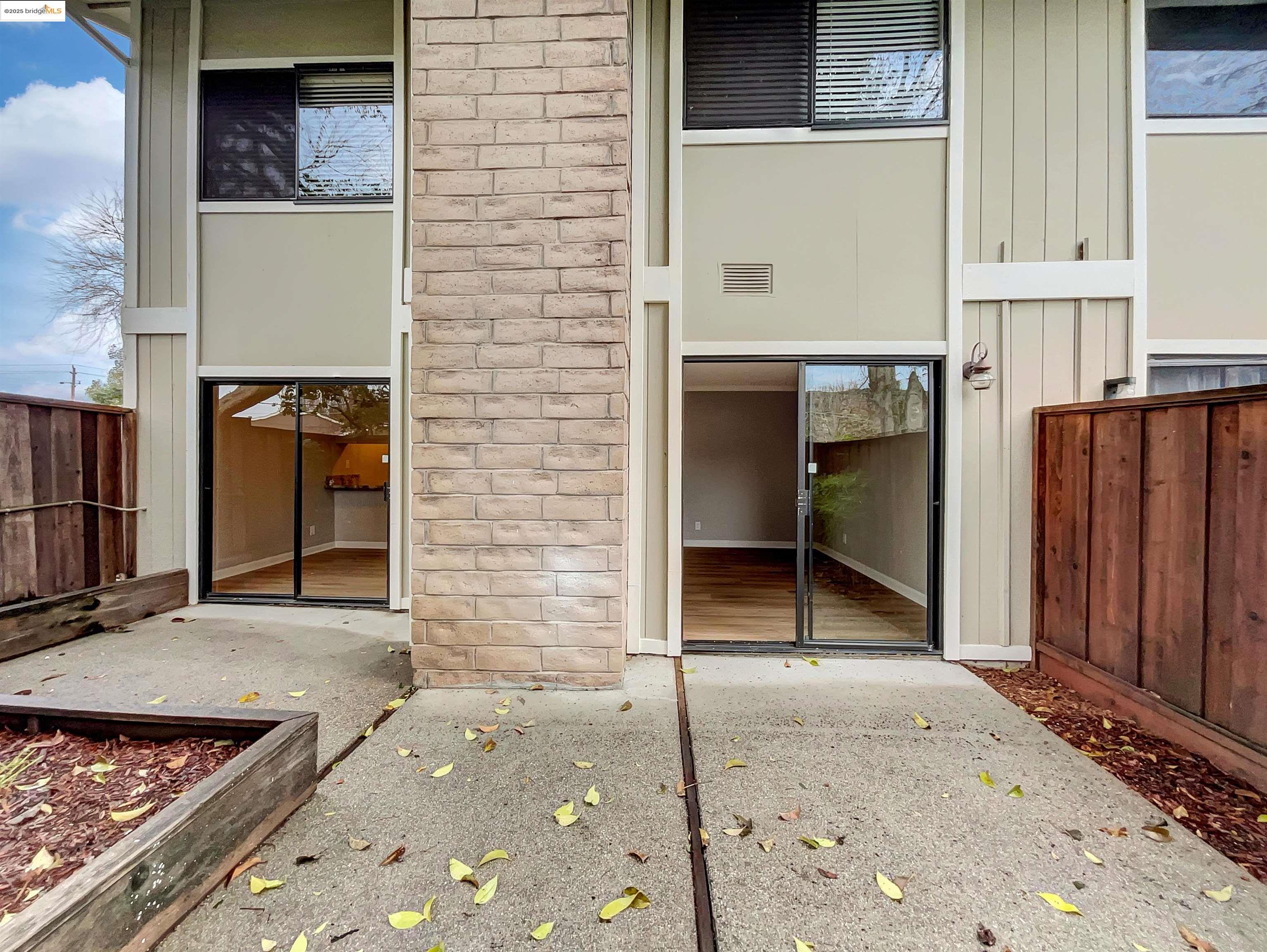 Detail Gallery Image 30 of 34 For 175 Midland Way, Danville,  CA 94526 - 2 Beds | 1/1 Baths