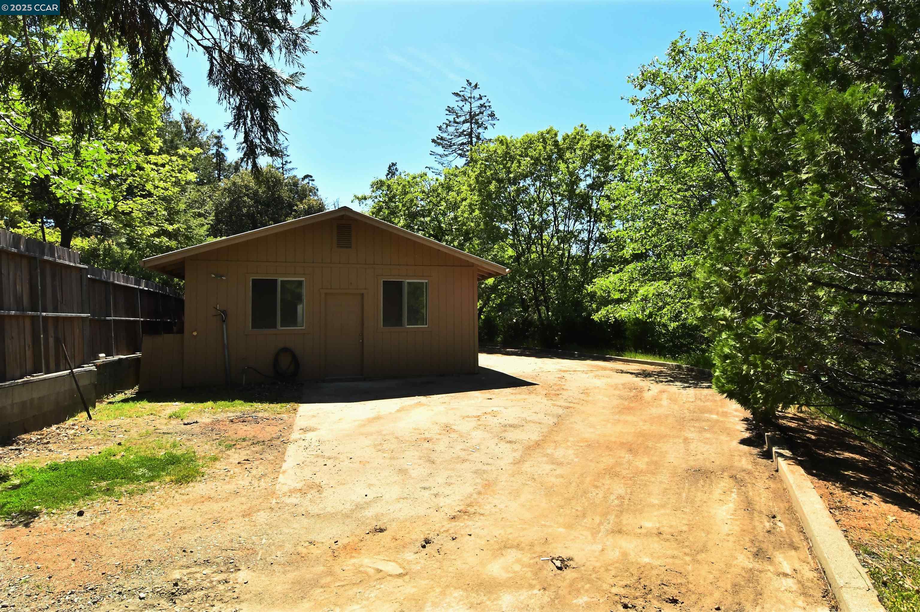 Detail Gallery Image 22 of 30 For 9687 Manzanita Way, Coulterville,  CA 95311 - 3 Beds | 2 Baths