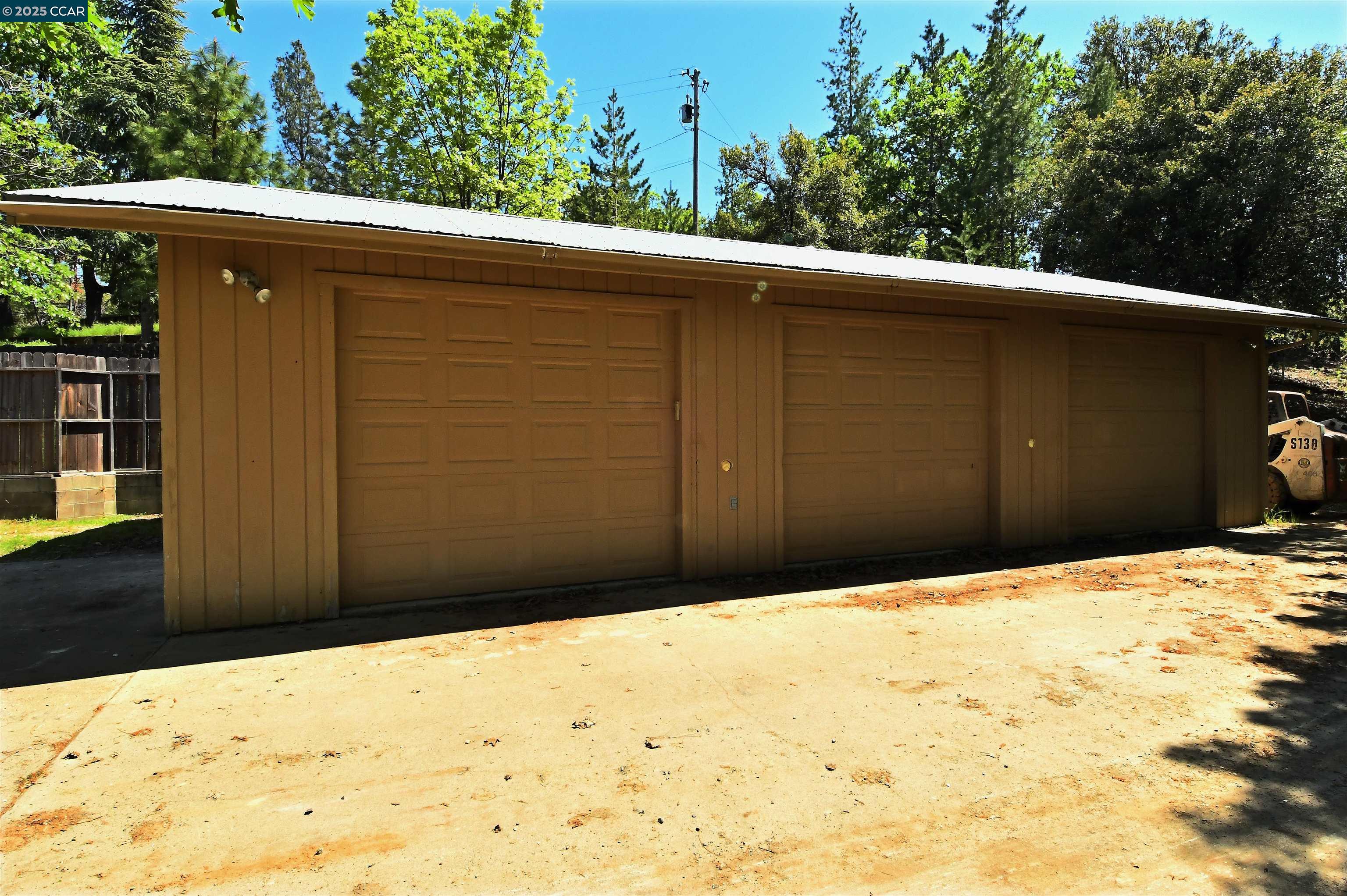 Detail Gallery Image 23 of 30 For 9687 Manzanita Way, Coulterville,  CA 95311 - 3 Beds | 2 Baths