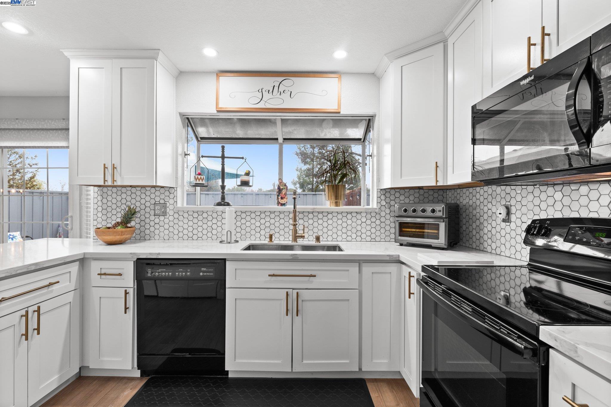 Photo #5: 41085904 Listing 