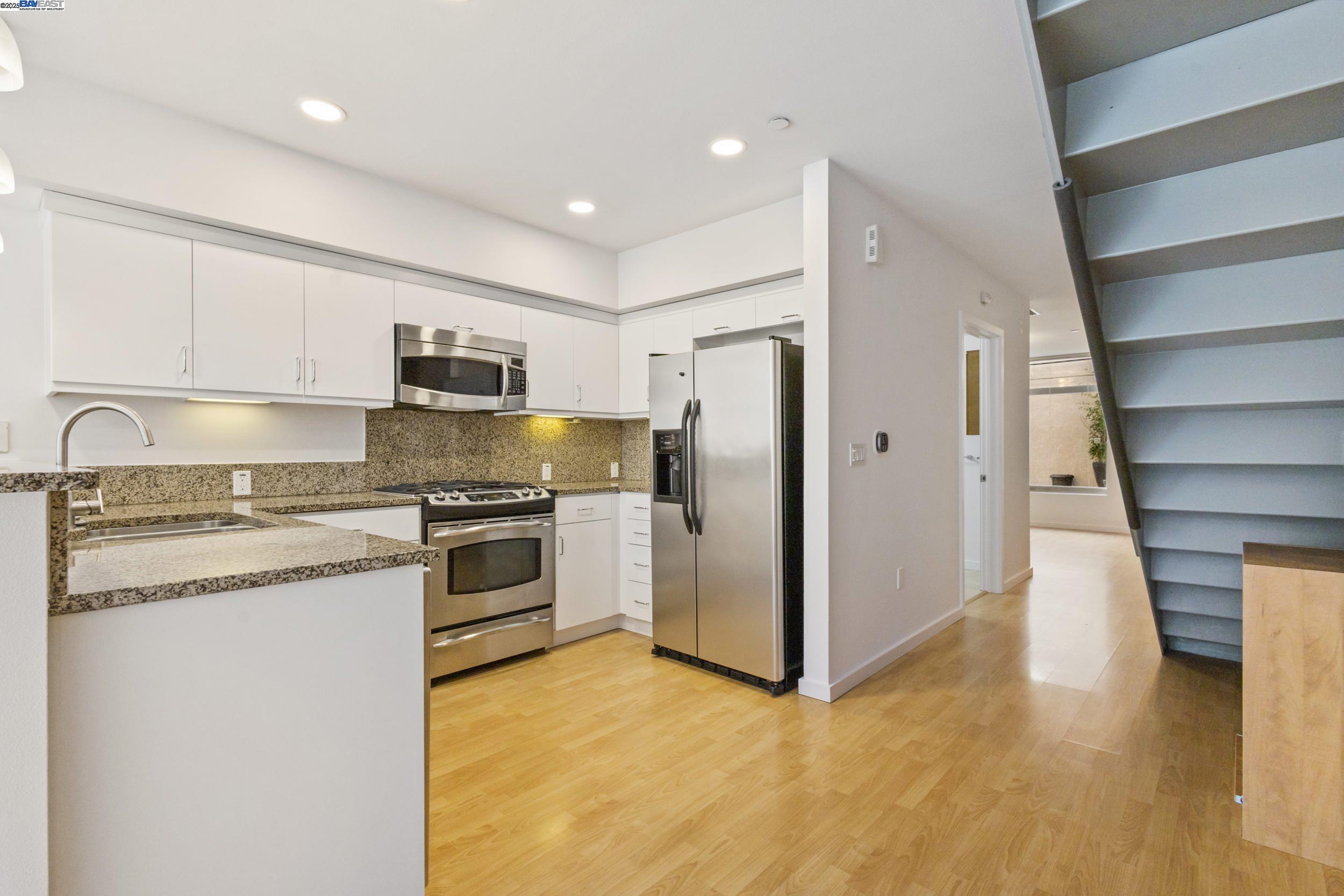 Browse active condo listings in DOWNTOWN OAKLAND