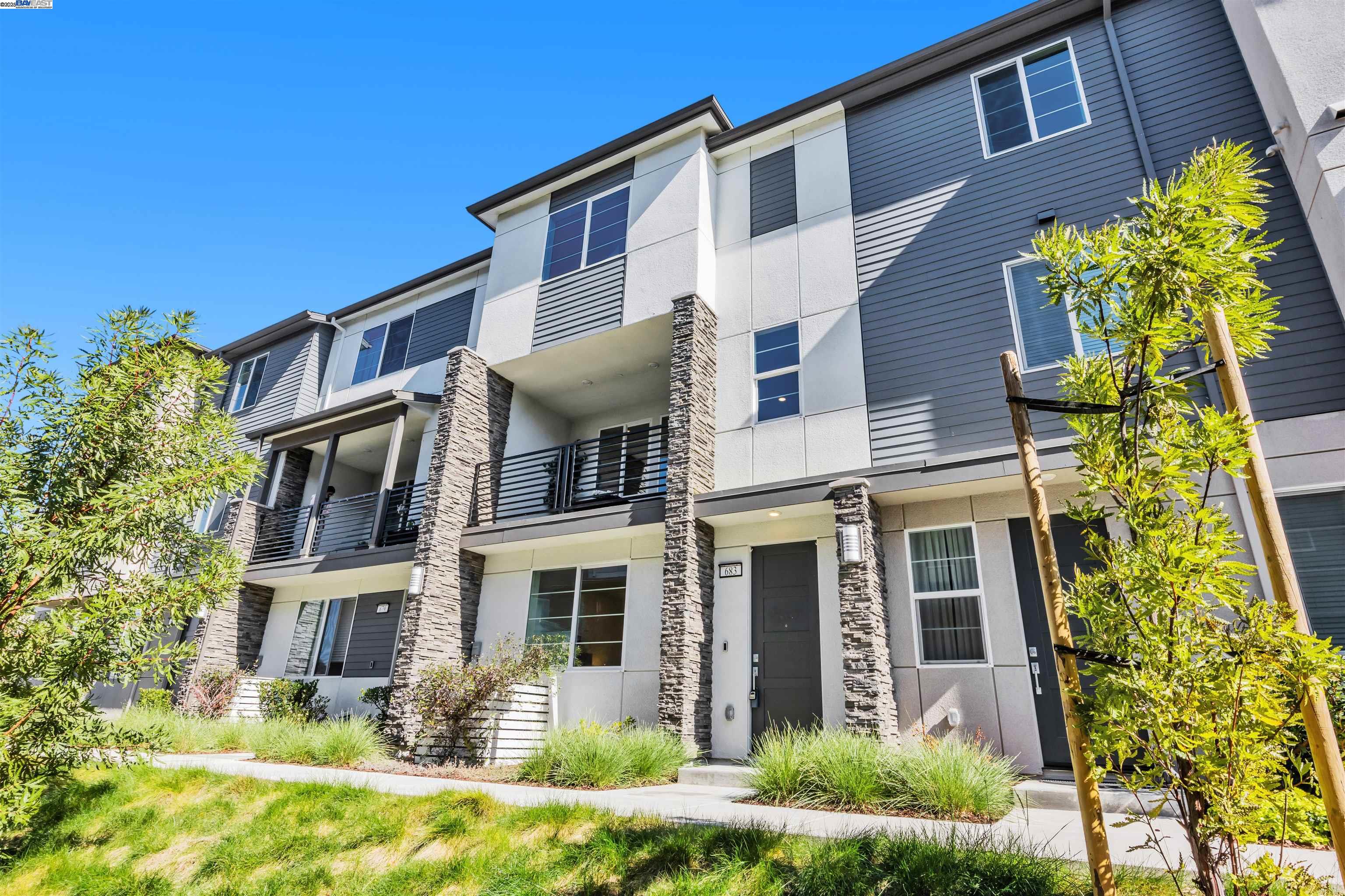 Photo #2: 41085921 Listing 