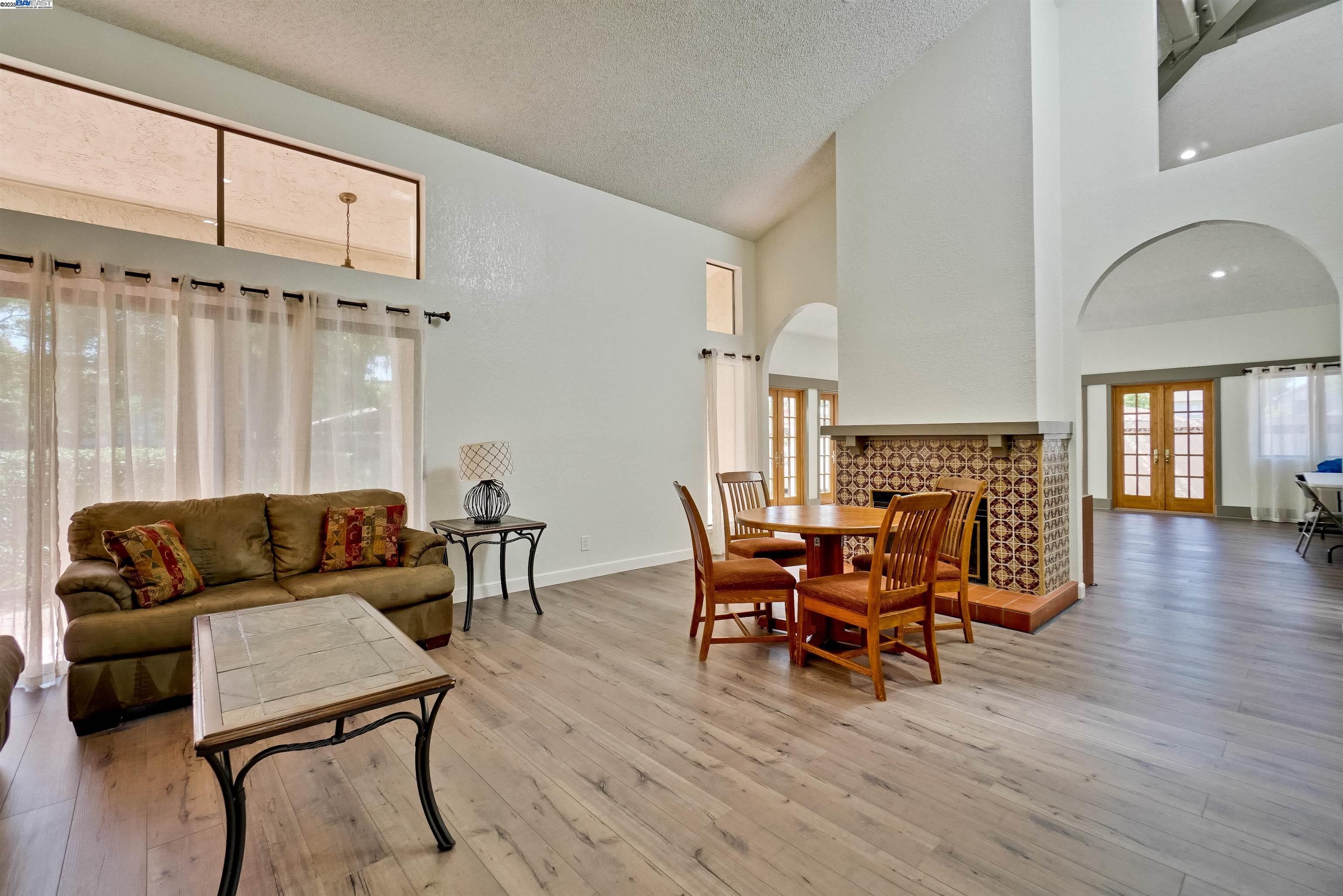Photo #42: 41085932 Listing: Photo #42