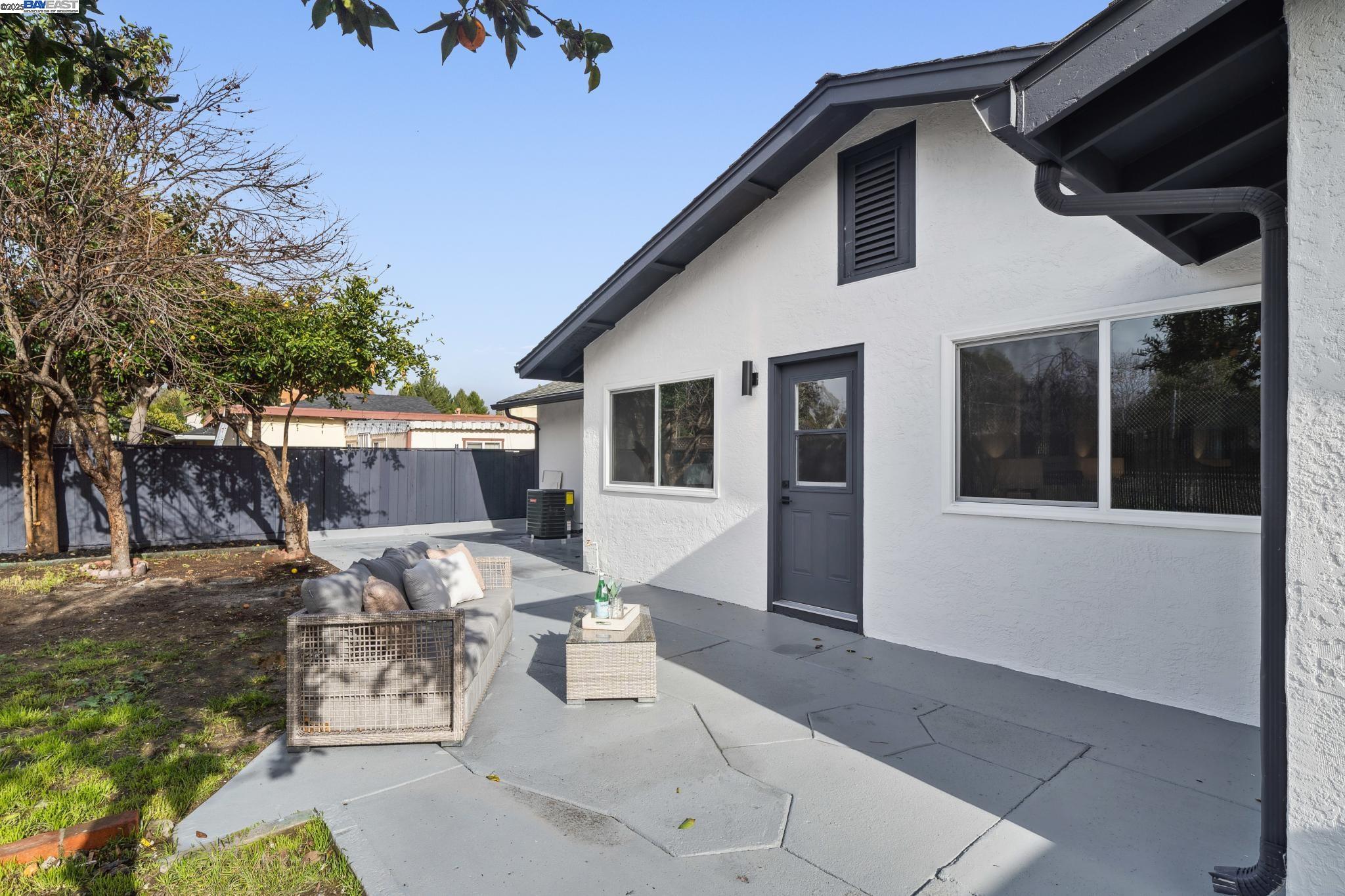 6181 Cotton Ave, Newark, California 94560, 3 Bedrooms Bedrooms, 6 Rooms Rooms,2 BathroomsBathrooms,Residential,For Sale,6181 Cotton Ave,41085938
