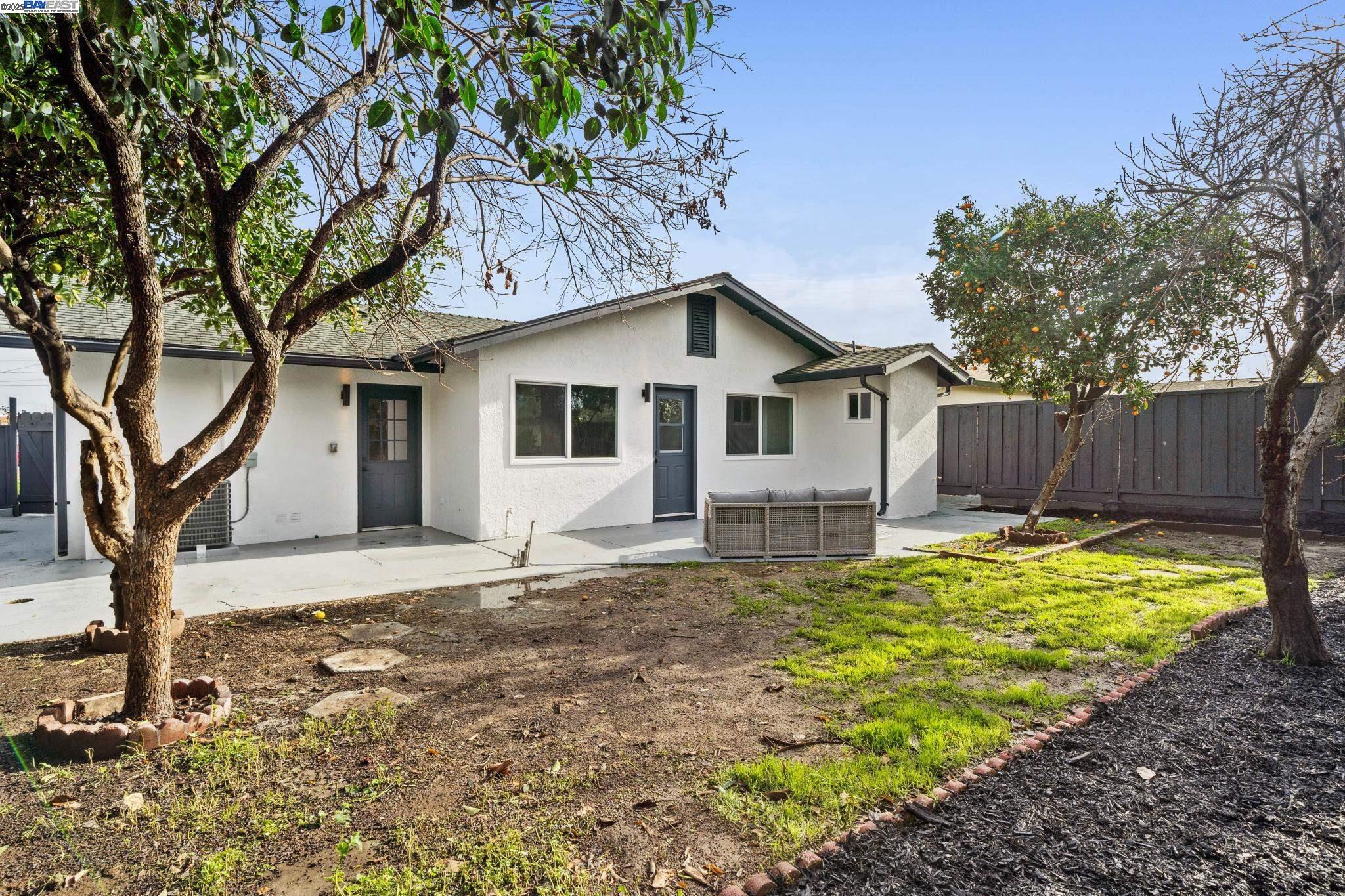 6181 Cotton Ave, Newark, California 94560, 3 Bedrooms Bedrooms, 6 Rooms Rooms,2 BathroomsBathrooms,Residential,For Sale,6181 Cotton Ave,41085938