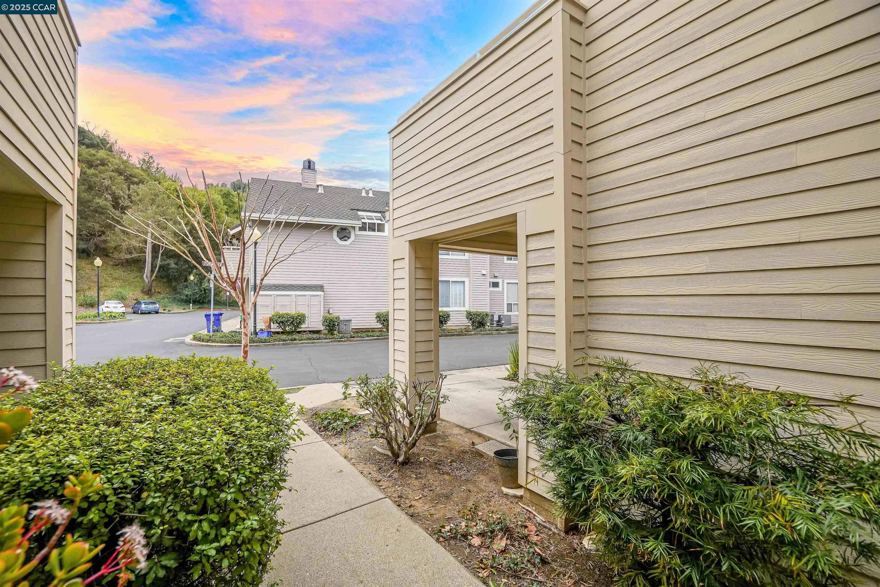 Photo #5: 41085942 Listing 