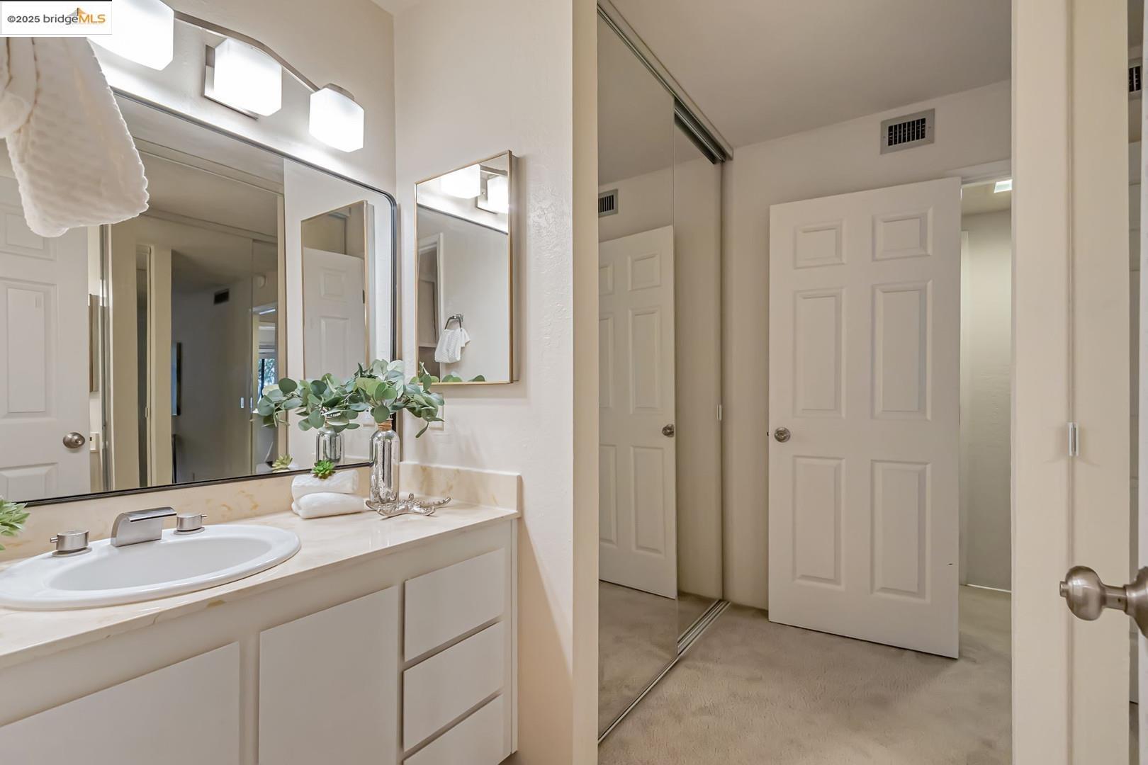 Detail Gallery Image 37 of 60 For 20812 4th St #6,  Saratoga,  CA 95070 - 2 Beds | 2 Baths