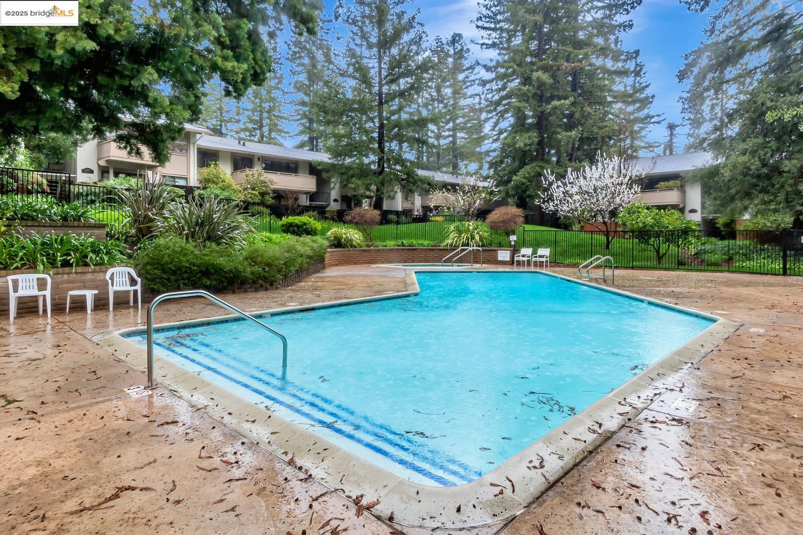Detail Gallery Image 47 of 60 For 20812 4th St #6,  Saratoga,  CA 95070 - 2 Beds | 2 Baths
