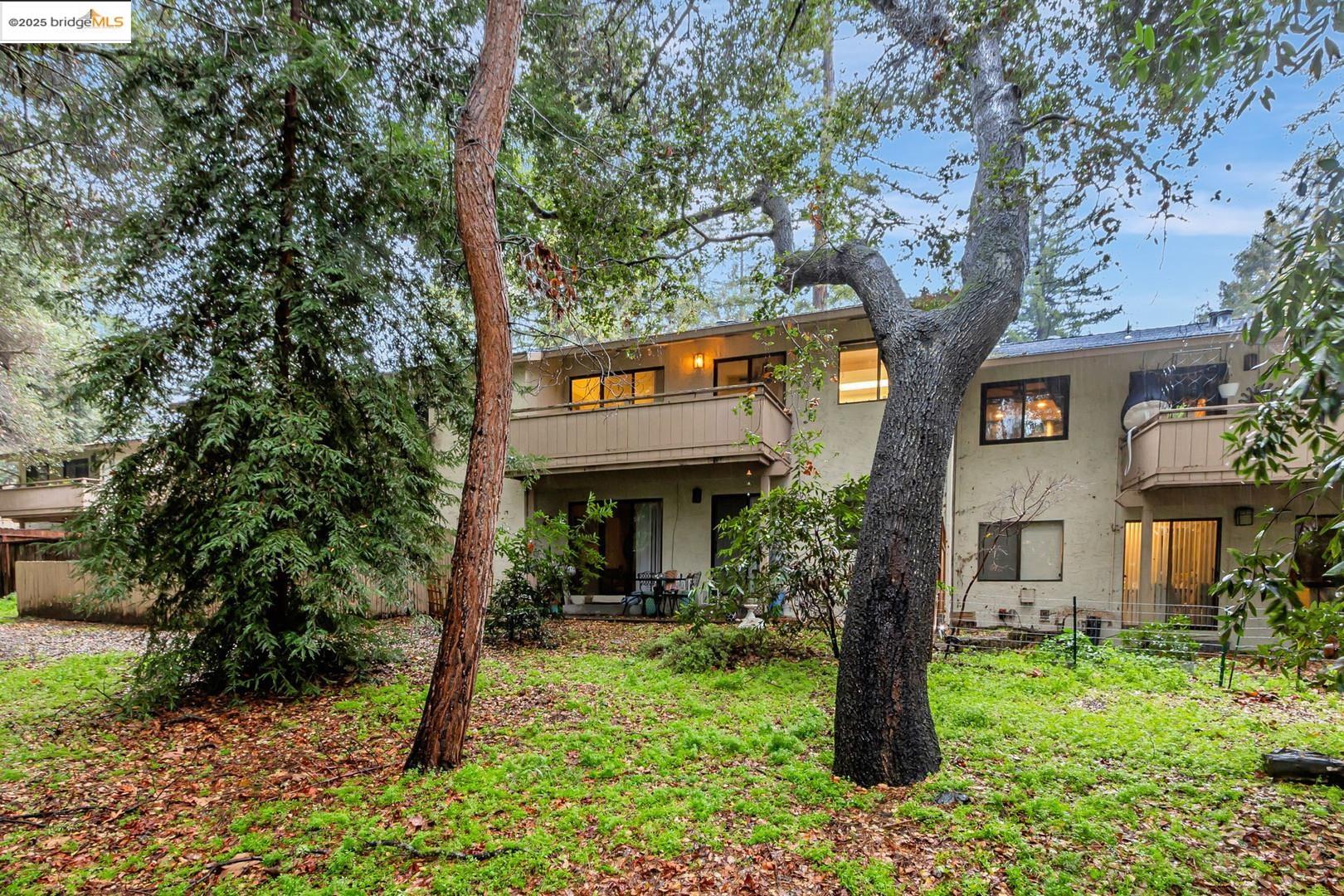 Detail Gallery Image 48 of 60 For 20812 4th St #6,  Saratoga,  CA 95070 - 2 Beds | 2 Baths