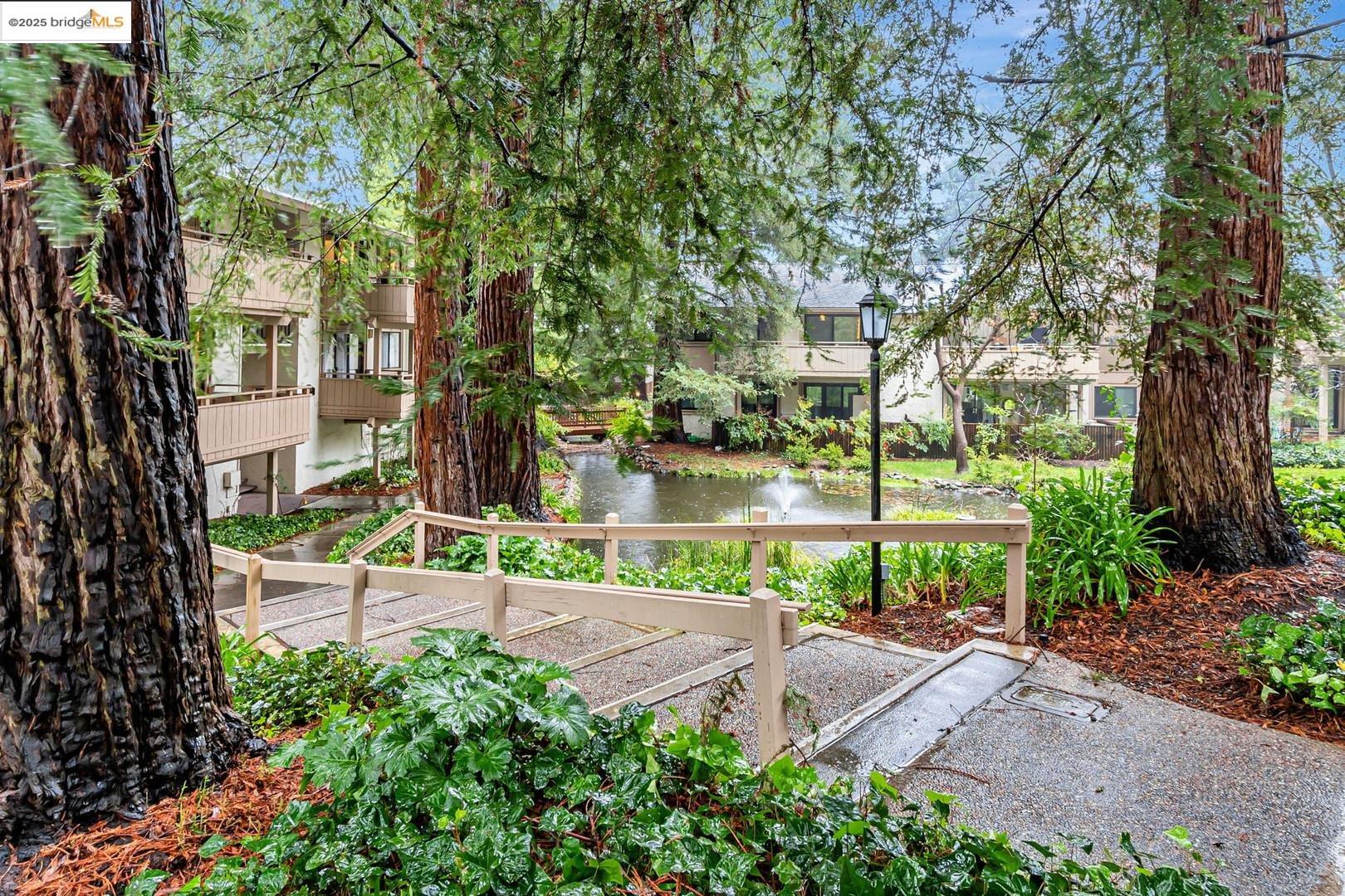 Detail Gallery Image 52 of 60 For 20812 4th St #6,  Saratoga,  CA 95070 - 2 Beds | 2 Baths
