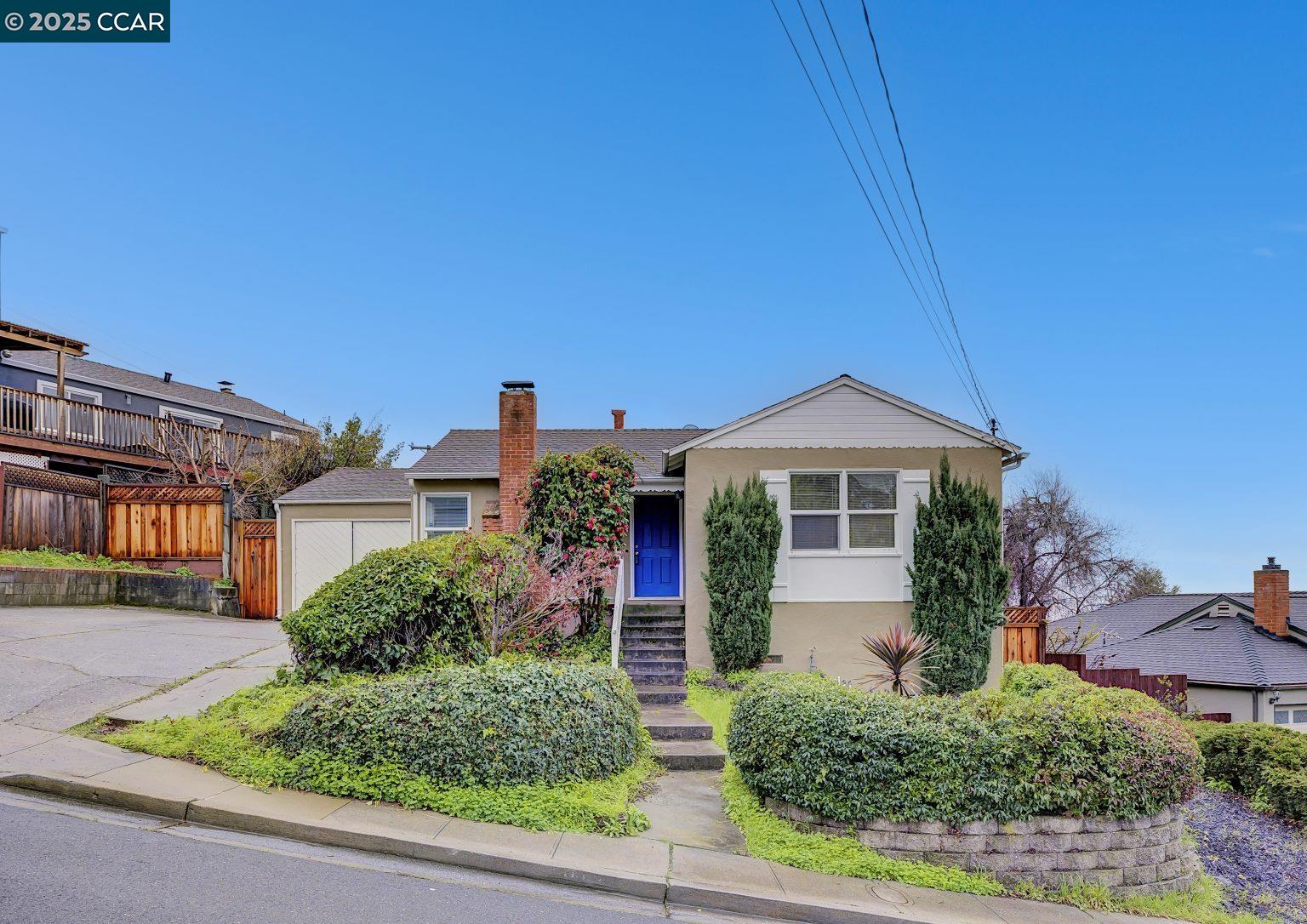 Detail Gallery Image 1 of 1 For 15959 Selborne Dr, San Leandro,  CA 94578 - 2 Beds | 1 Baths