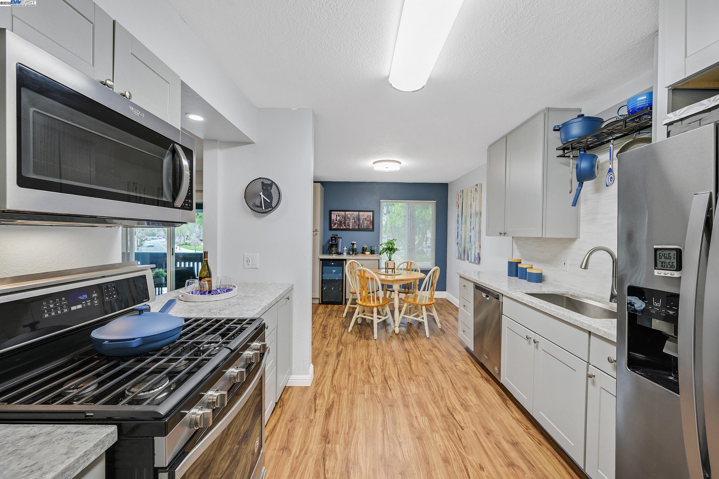 Photo #3: 41085954 Listing 