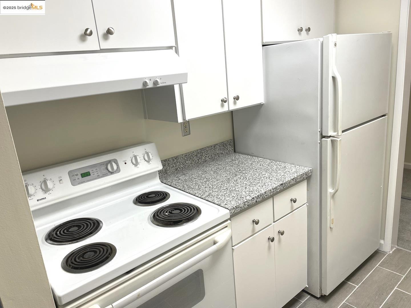 Photo #6: 41085965 Listing 
