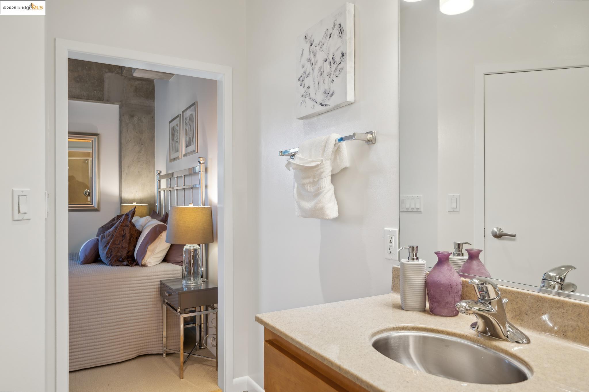 428 Alice St 328