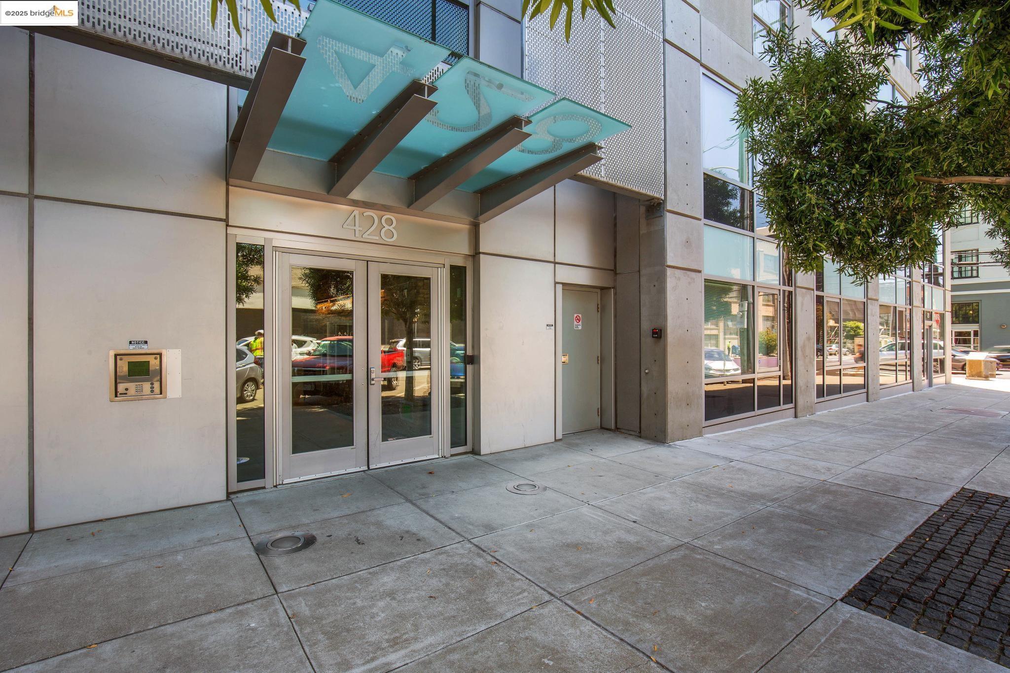 428 Alice St 328
