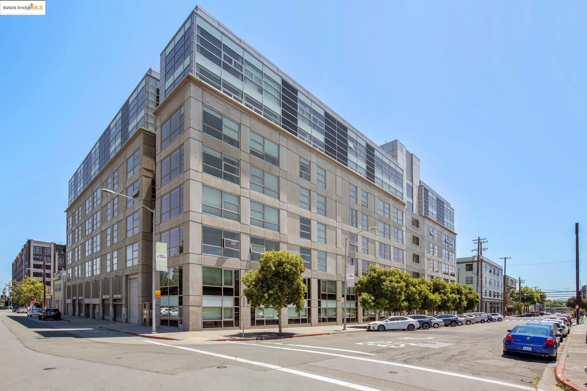 428 Alice St 328