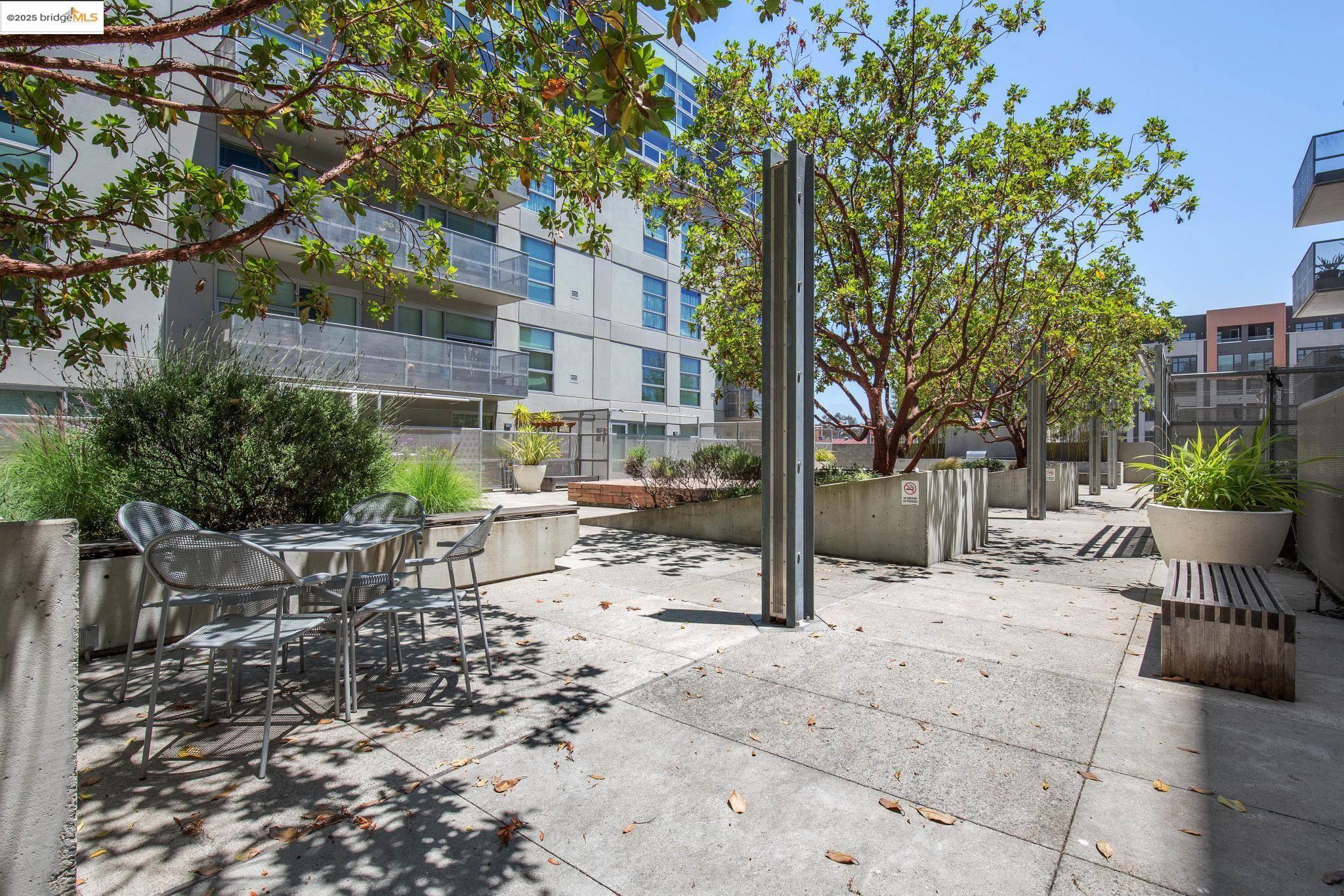 428 Alice St 328