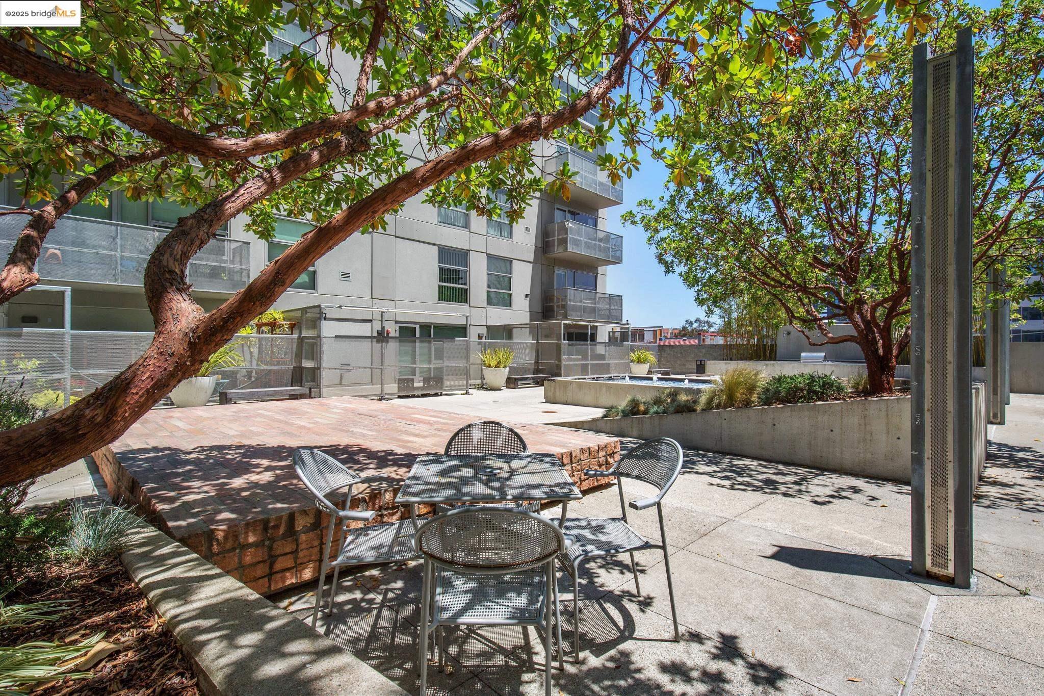 428 Alice St 328