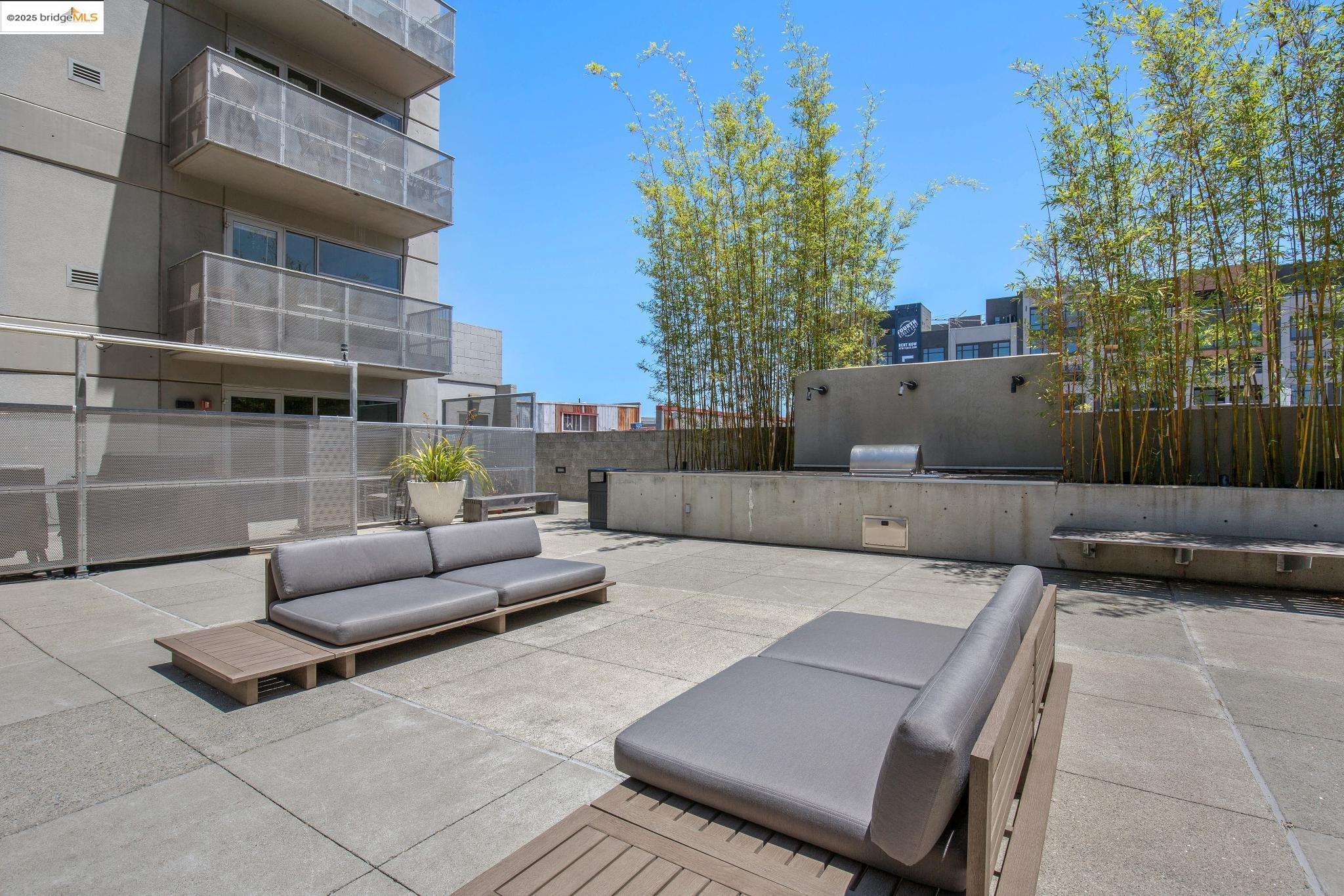 428 Alice St 328