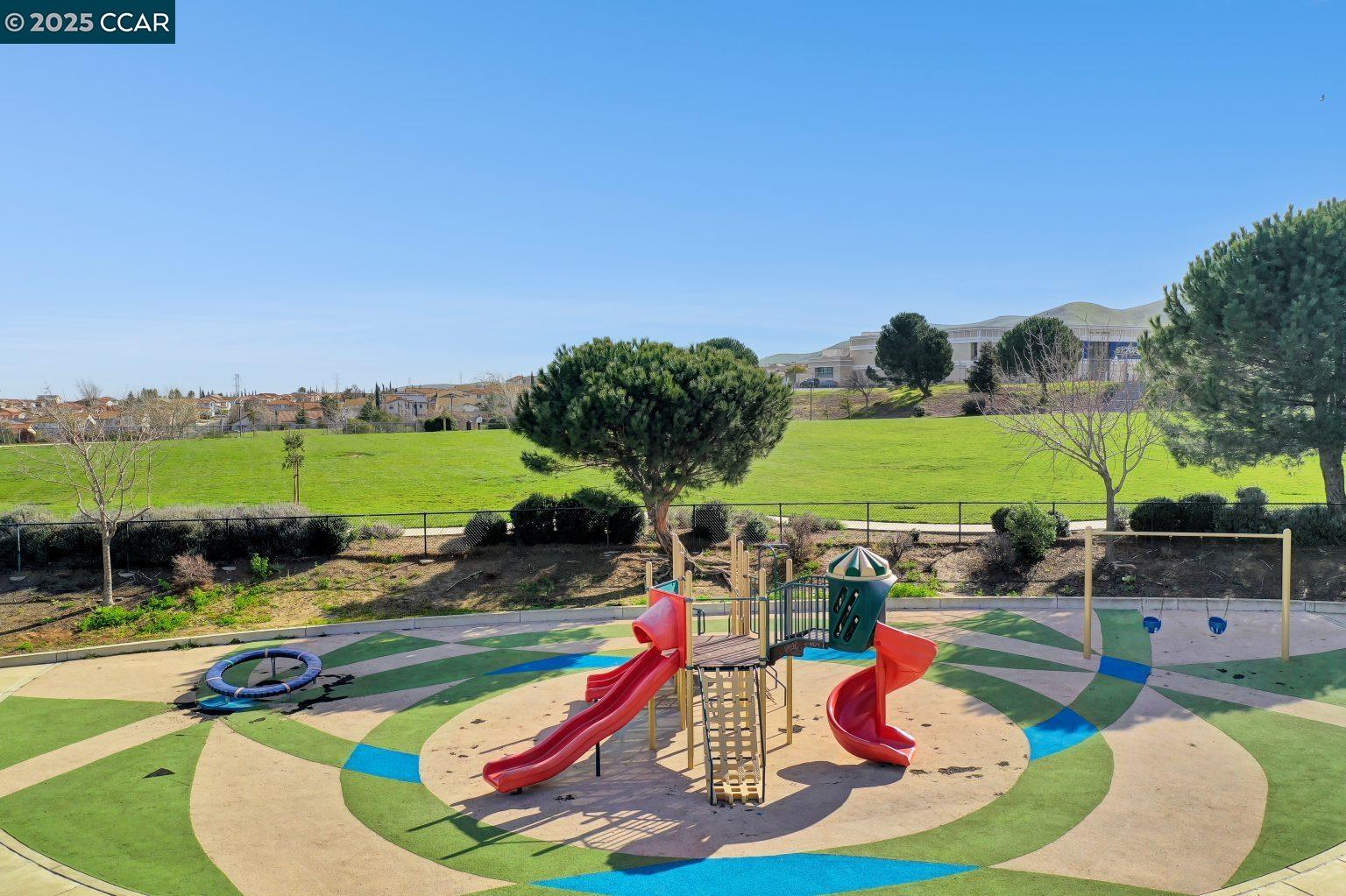 Detail Gallery Image 23 of 24 For 2016 El Fresco Dr, Bay Point,  CA 94565 - 5 Beds | 3 Baths