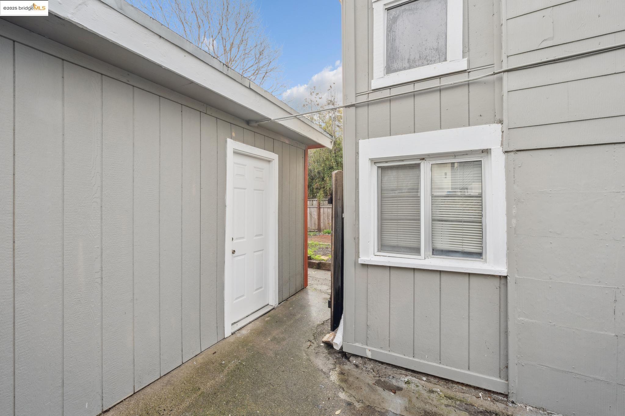 5848 Occidental St