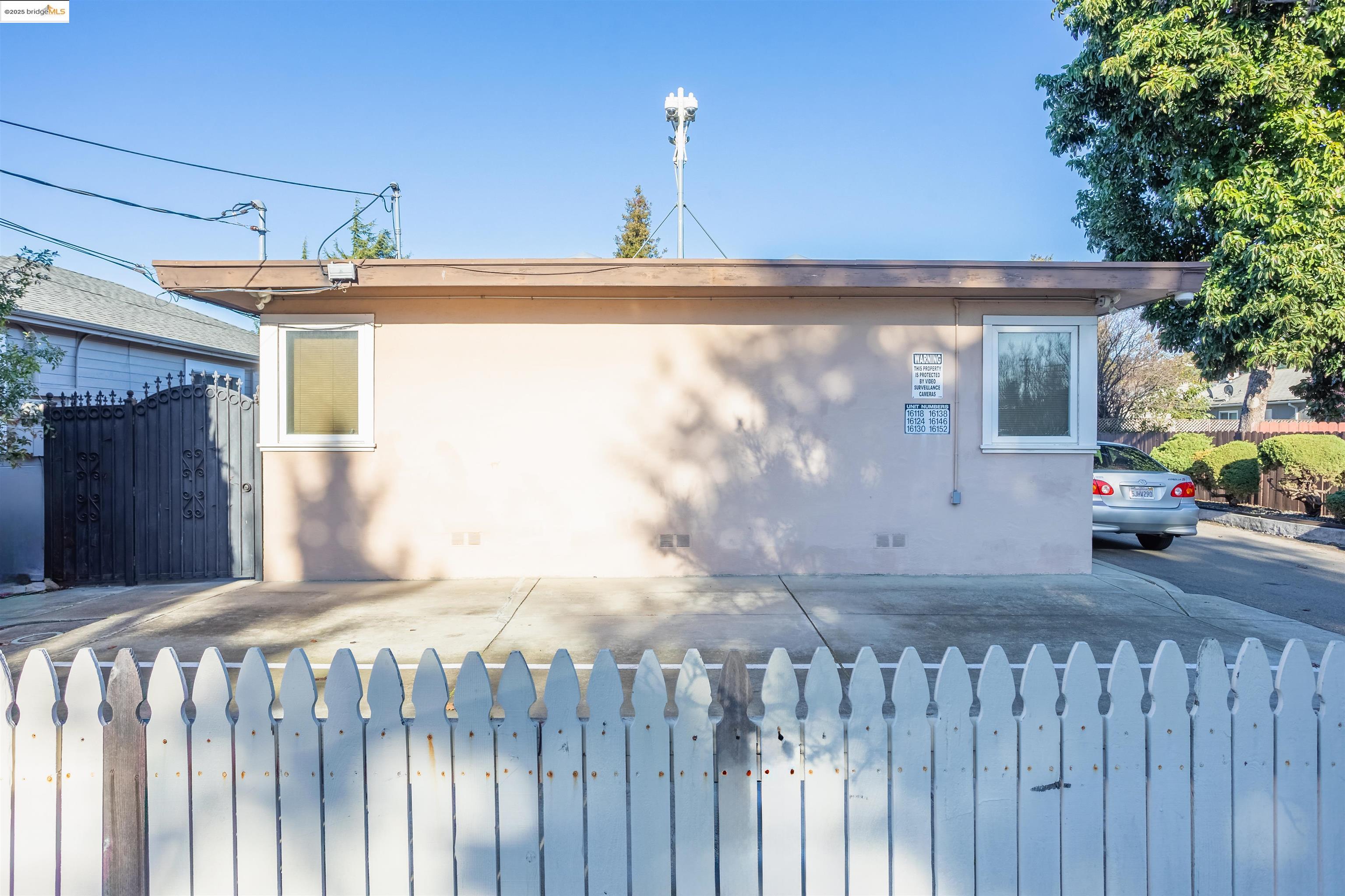 Detail Gallery Image 3 of 7 For 16118 Mateo St, San Leandro,  CA 94578 - – Beds | – Baths