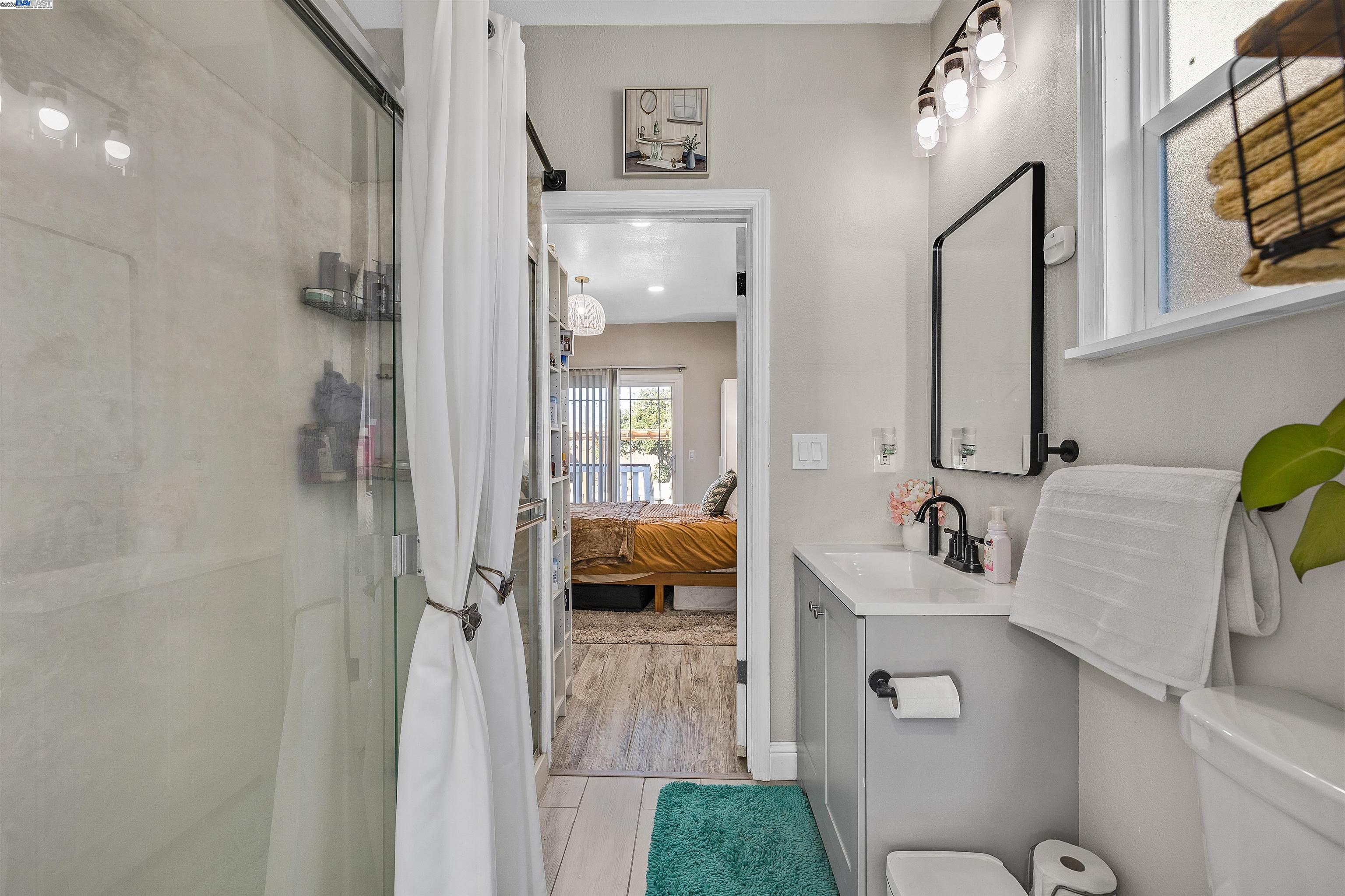 2321 88Th Ave, Oakland, California 94605, 2 Bedrooms Bedrooms, 4 Rooms Rooms,2 BathroomsBathrooms,Residential,For Sale,2321 88Th Ave,41086028