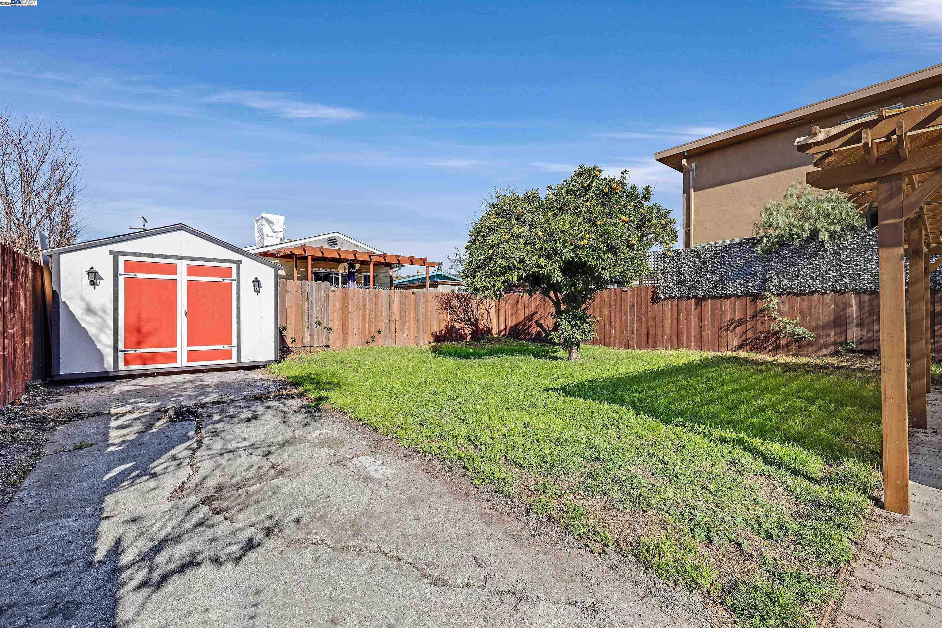 2321 88Th Ave, Oakland, California 94605, 2 Bedrooms Bedrooms, 4 Rooms Rooms,2 BathroomsBathrooms,Residential,For Sale,2321 88Th Ave,41086028