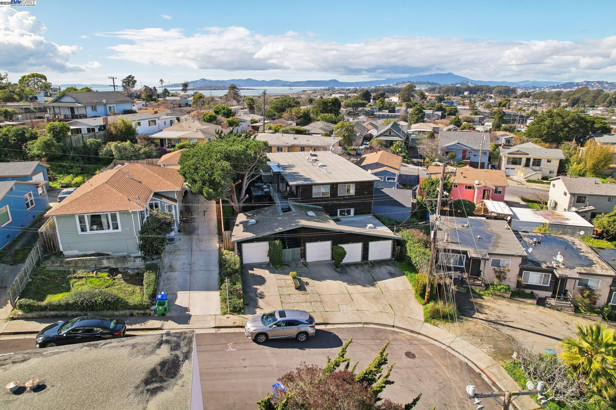 Detail Gallery Image 2 of 13 For 5955 Wenk Ave, Richmond,  CA 94804 - – Beds | – Baths