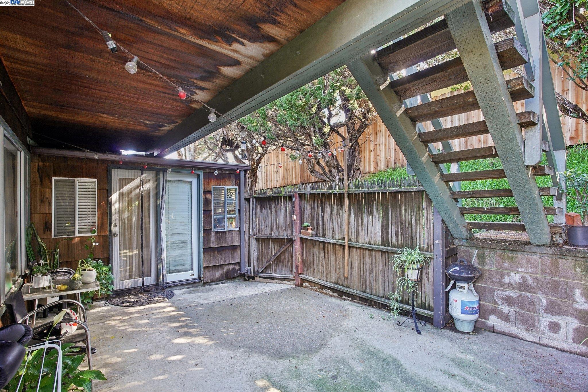 Detail Gallery Image 12 of 13 For 5955 Wenk Ave, Richmond,  CA 94804 - – Beds | – Baths
