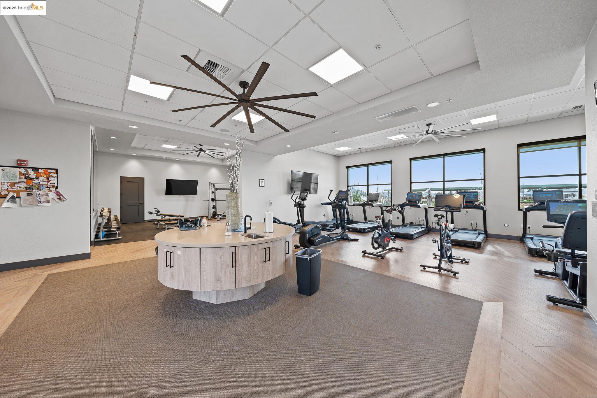 Detail Gallery Image 22 of 22 For 1052 Camborne Dr, Manteca,  CA 95336 - 2 Beds | 2/1 Baths