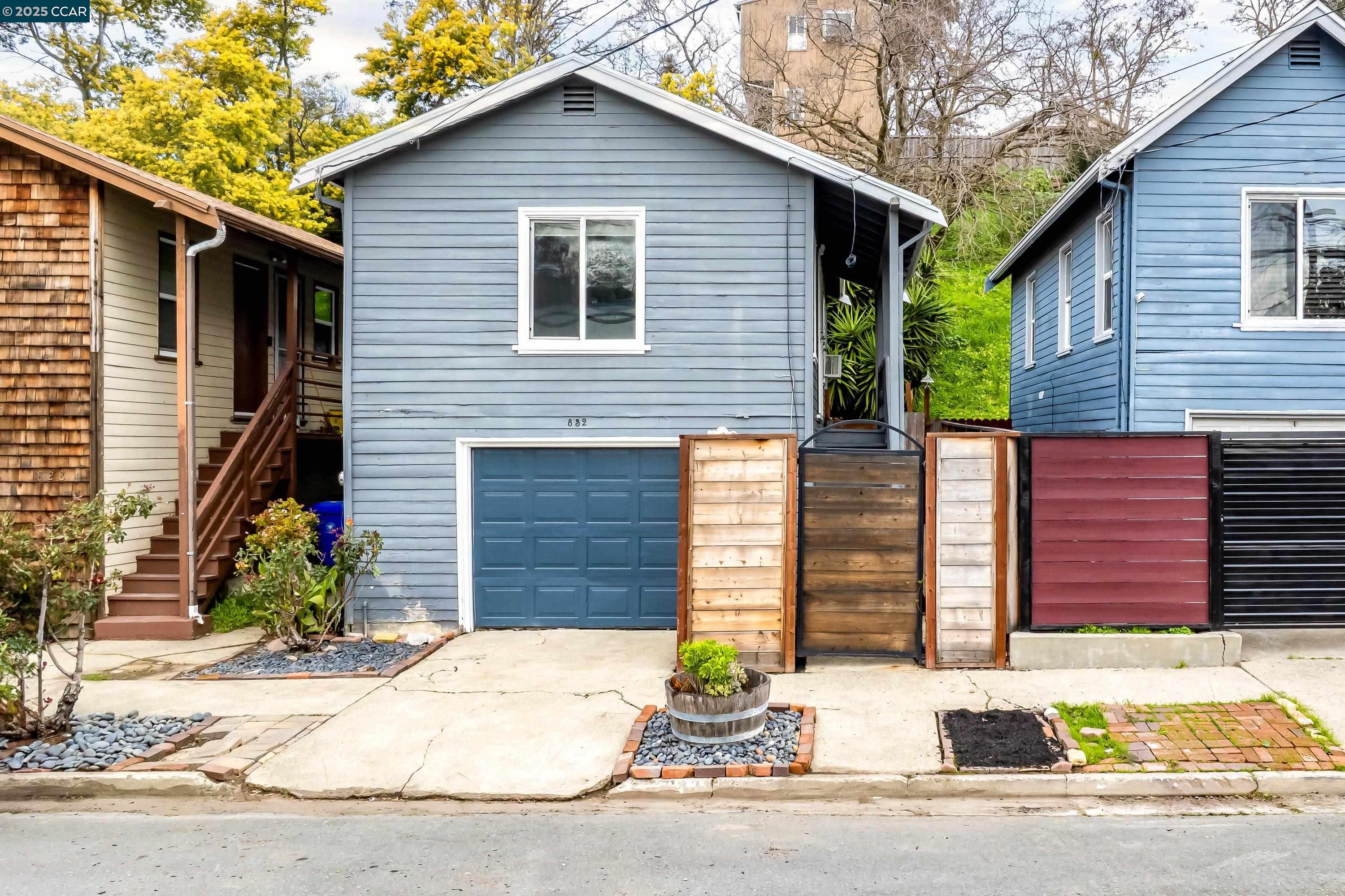 Detail Gallery Image 1 of 42 For 832 Mariposa Ave, Rodeo,  CA 94572 - 1 Beds | 1 Baths